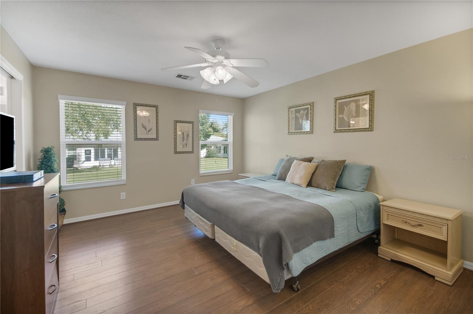 933 EAGLES LANDING, Leesburg, FL 34748