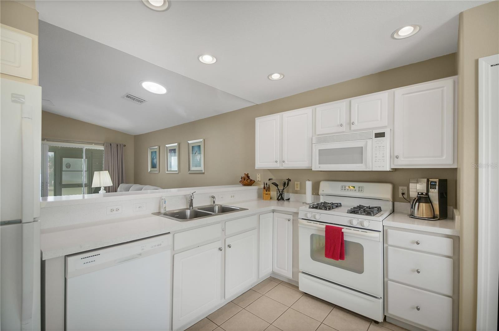 933 EAGLES LANDING, Leesburg, FL 34748