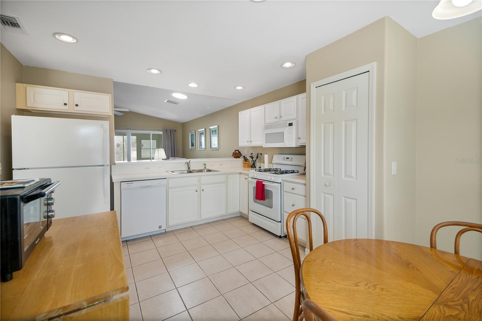 933 EAGLES LANDING, Leesburg, FL 34748