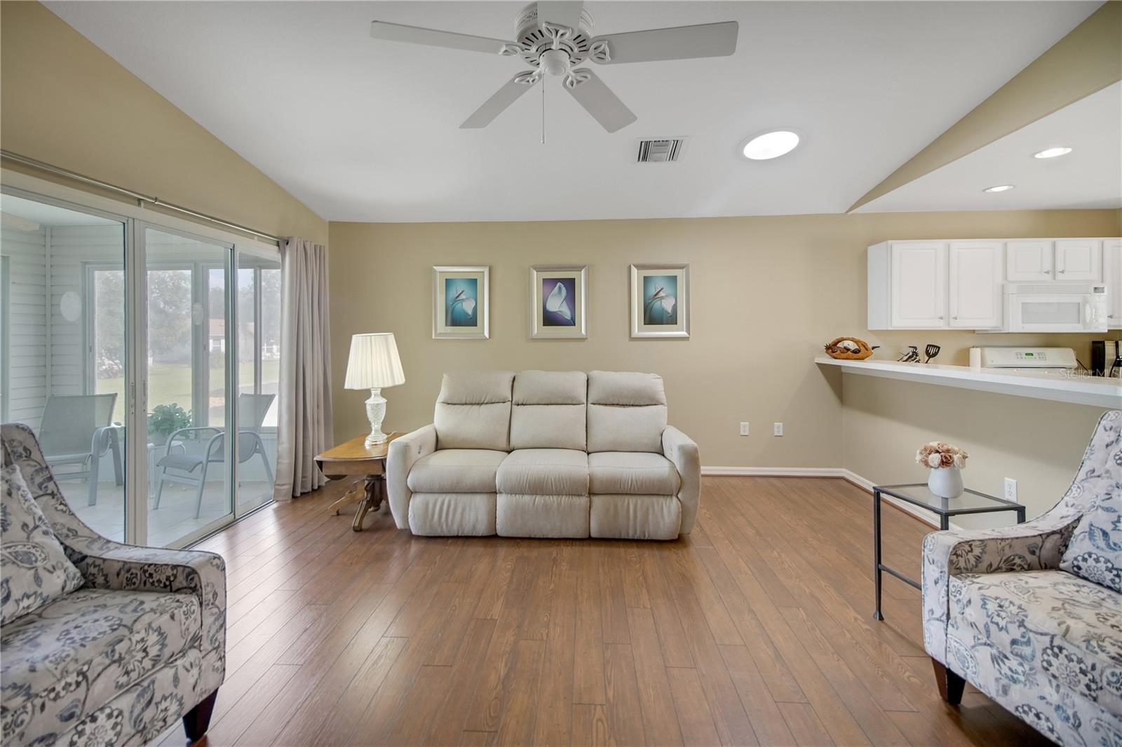 933 EAGLES LANDING, Leesburg, FL 34748