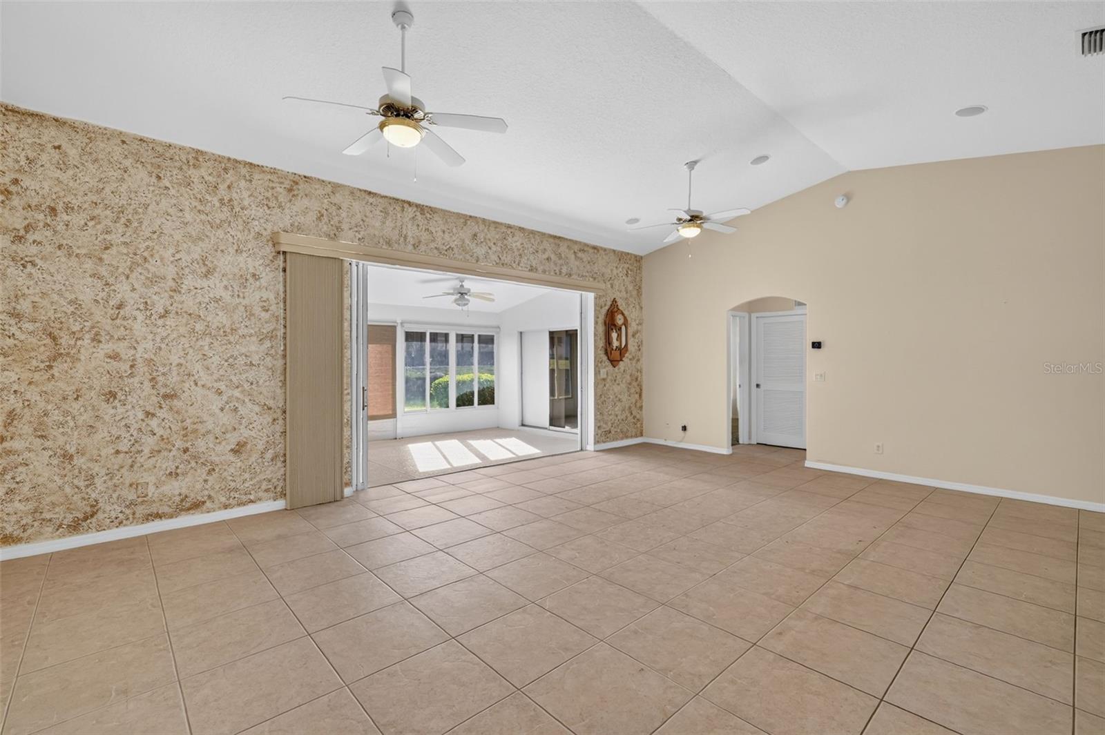 4631 GLEN COE STREET, Leesburg, FL 34748
