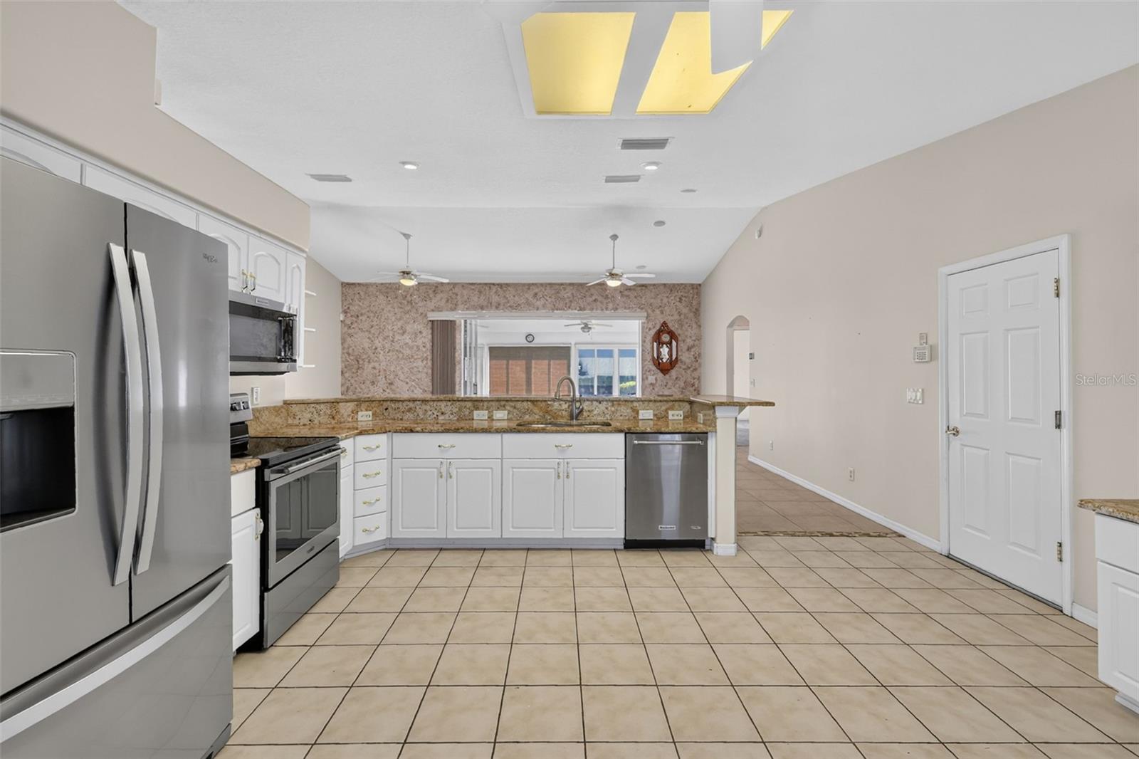 4631 GLEN COE STREET, Leesburg, FL 34748