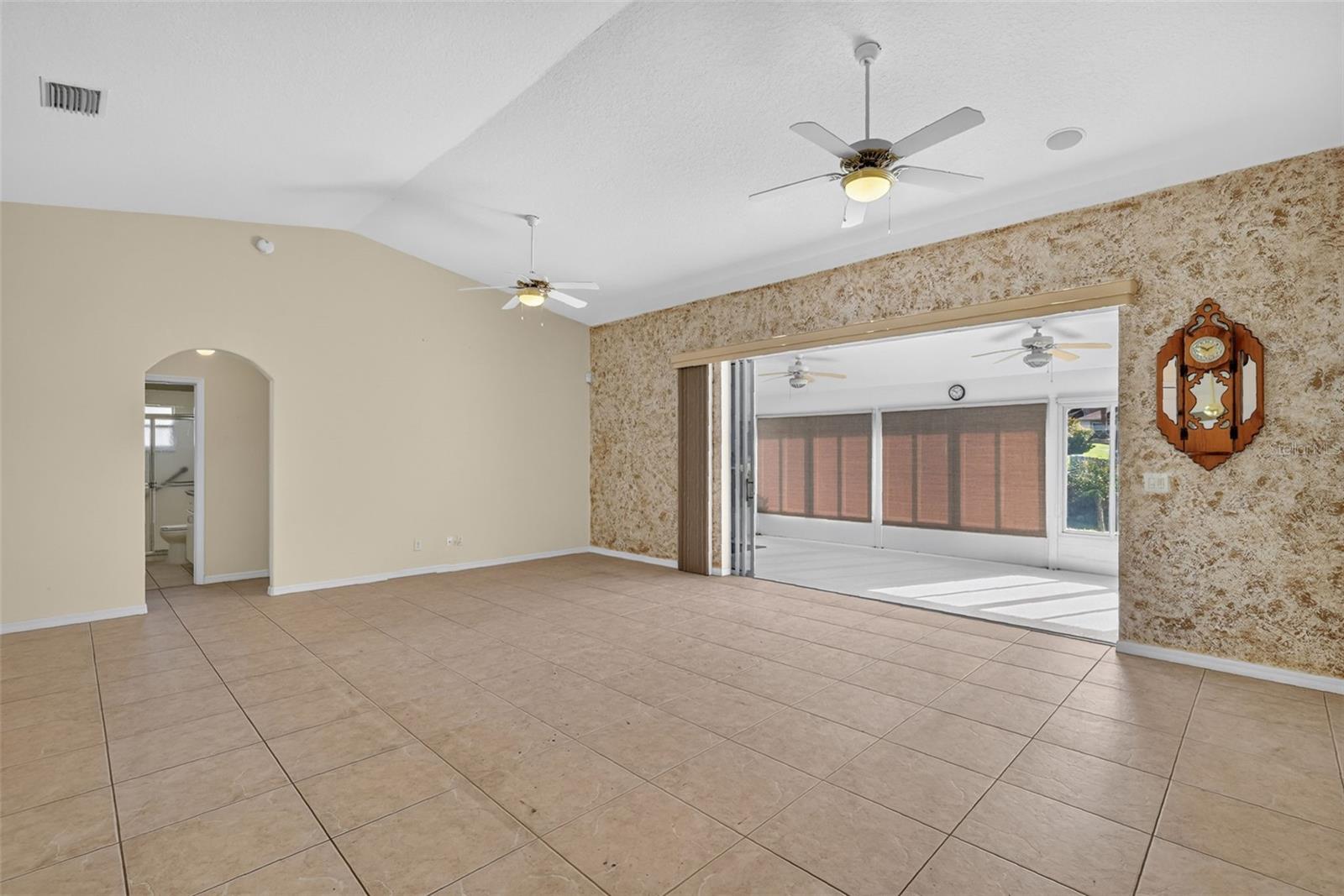 4631 GLEN COE STREET, Leesburg, FL 34748