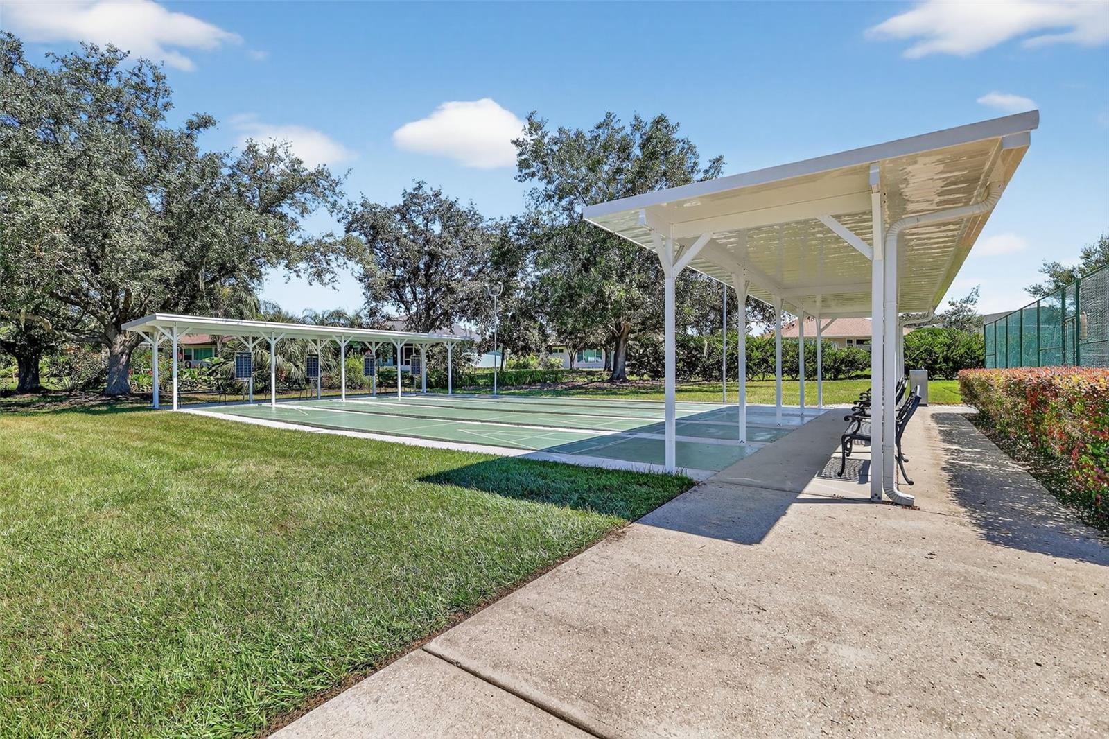 4631 GLEN COE STREET, Leesburg, FL 34748