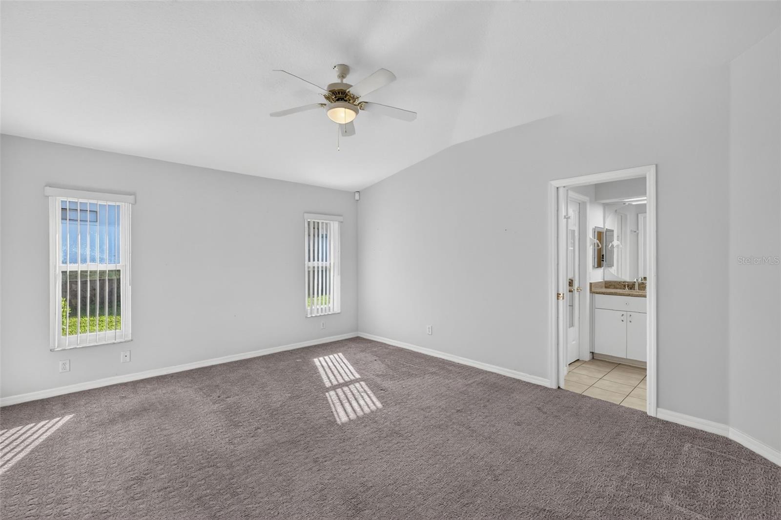4631 GLEN COE STREET, Leesburg, FL 34748