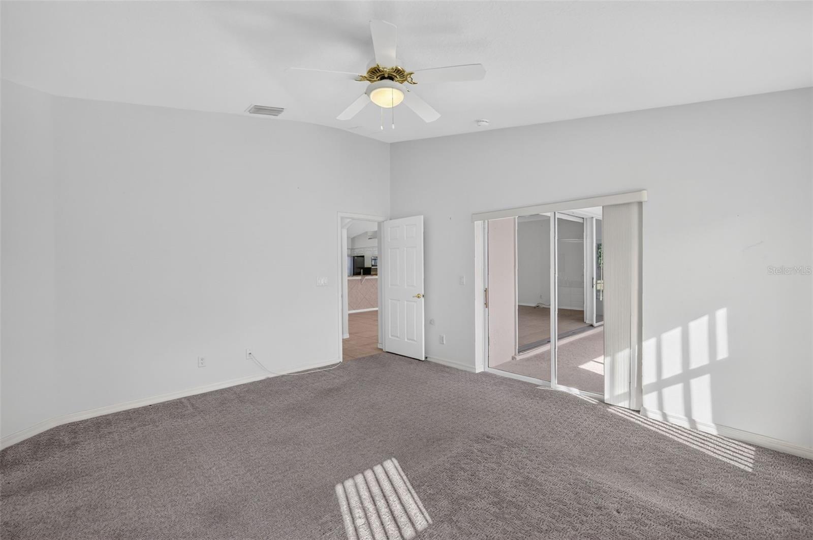 4631 GLEN COE STREET, Leesburg, FL 34748
