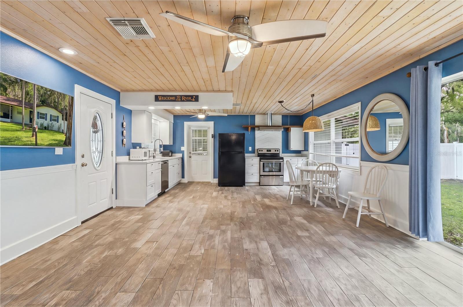 1991 NW 15TH AVENUE, Crystal River, FL 34428