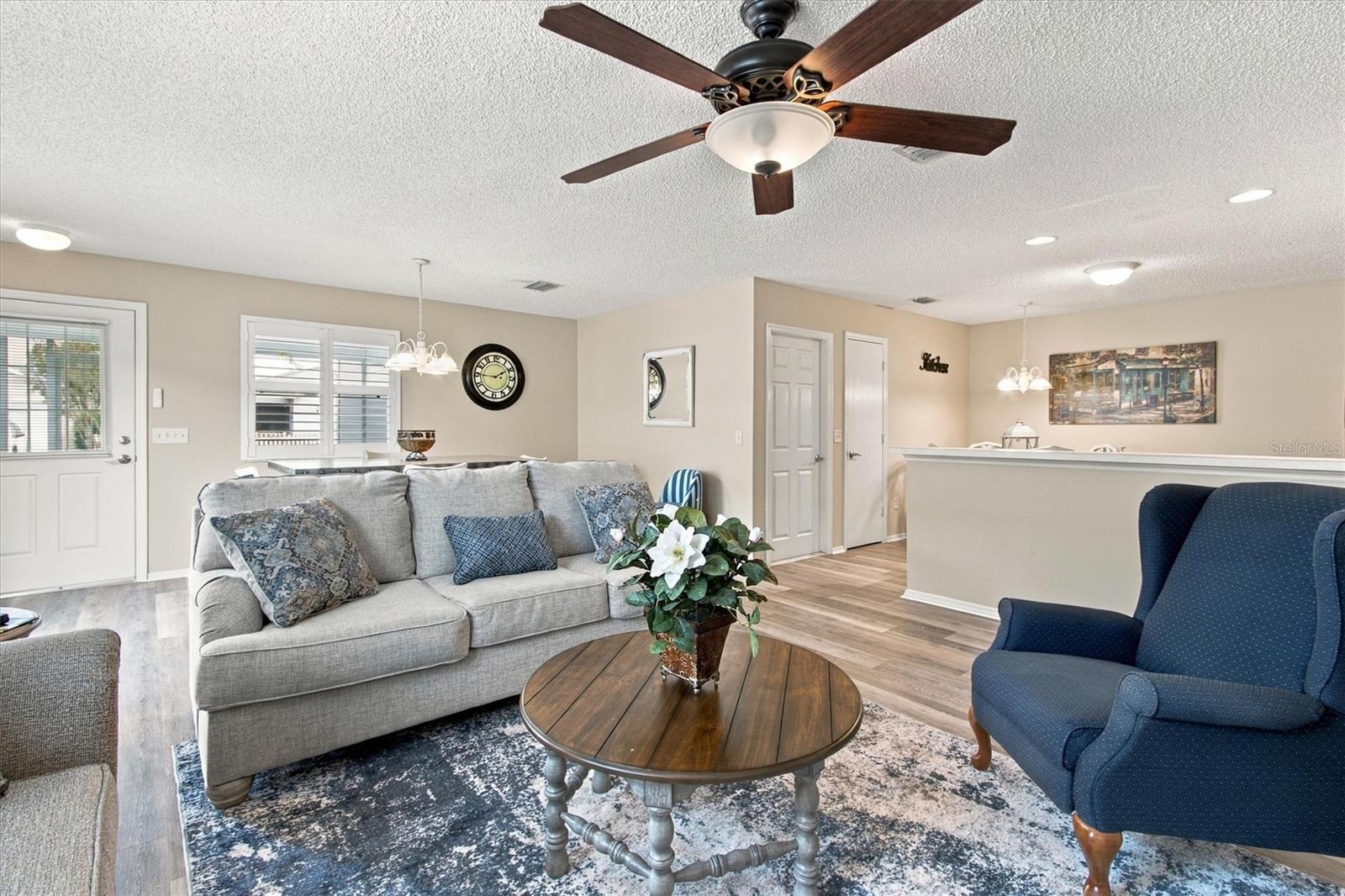 16940 SE 81ST ELLERSLIE COURT, The Villages, FL 32162 16940 SE 81ST ELLERSLIE COURT, The Villages, FL 32162