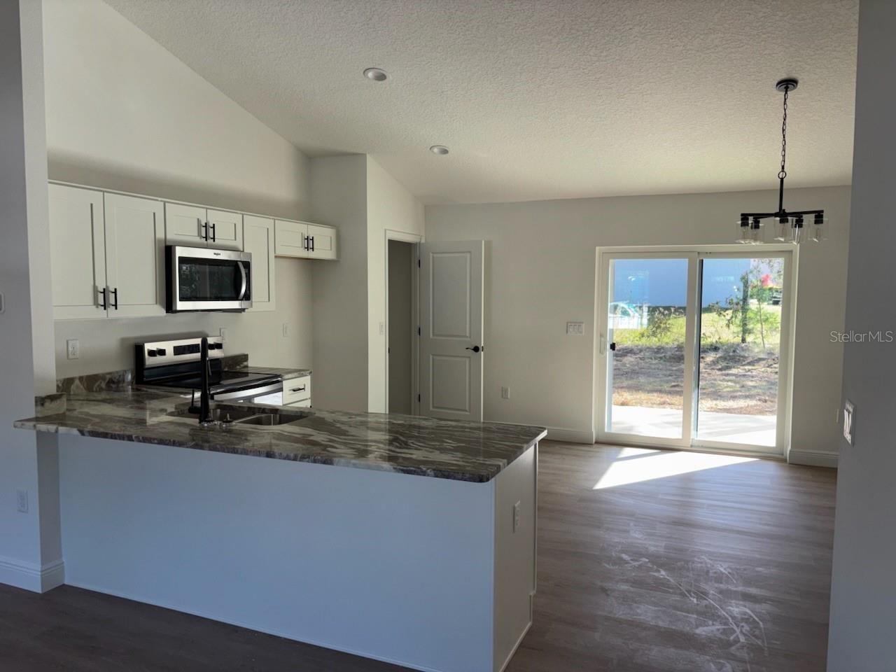 6613 N VARSITY AVENUE, Dunnellon, FL 34434