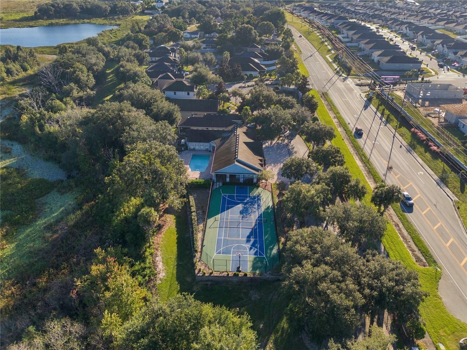 825 BRIDGEFORD CROSSING BOULEVARD, Davenport, FL 33837