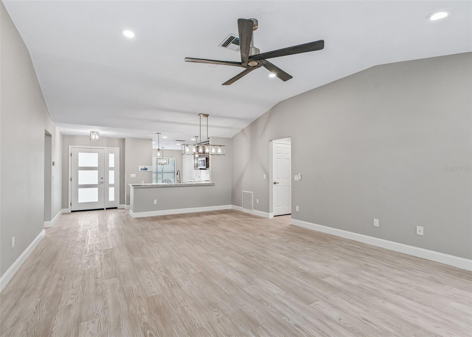 206 DESOTA COURT, The Villages, FL 32159