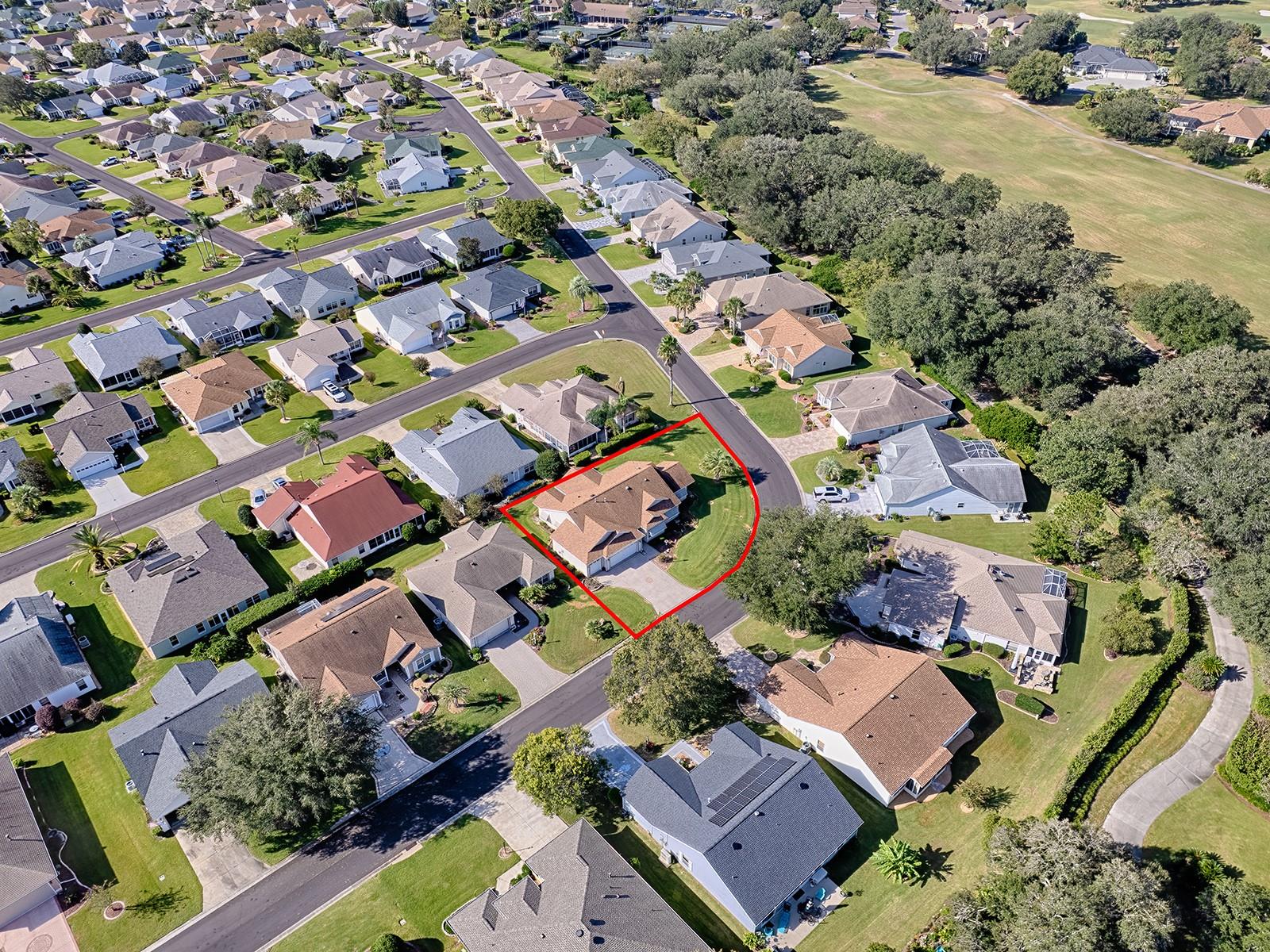 1596 OAK FOREST DRIVE, The Villages, FL 32162