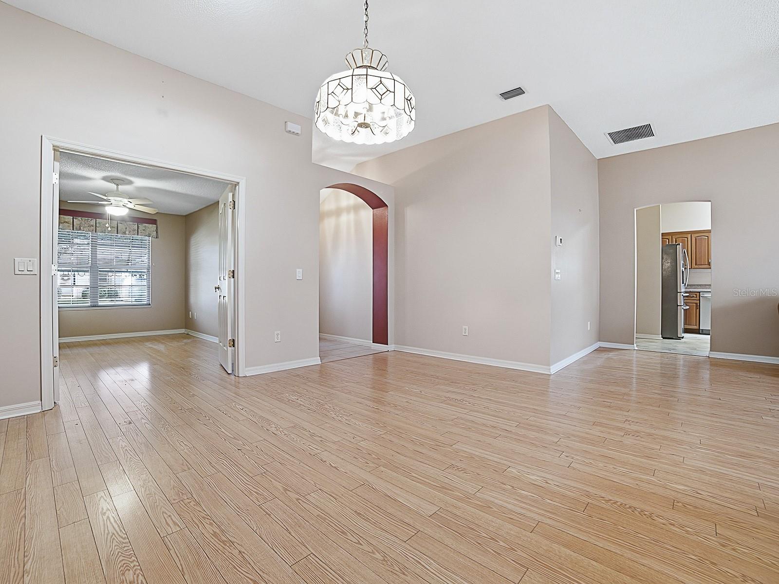 1596 OAK FOREST DRIVE, The Villages, FL 32162