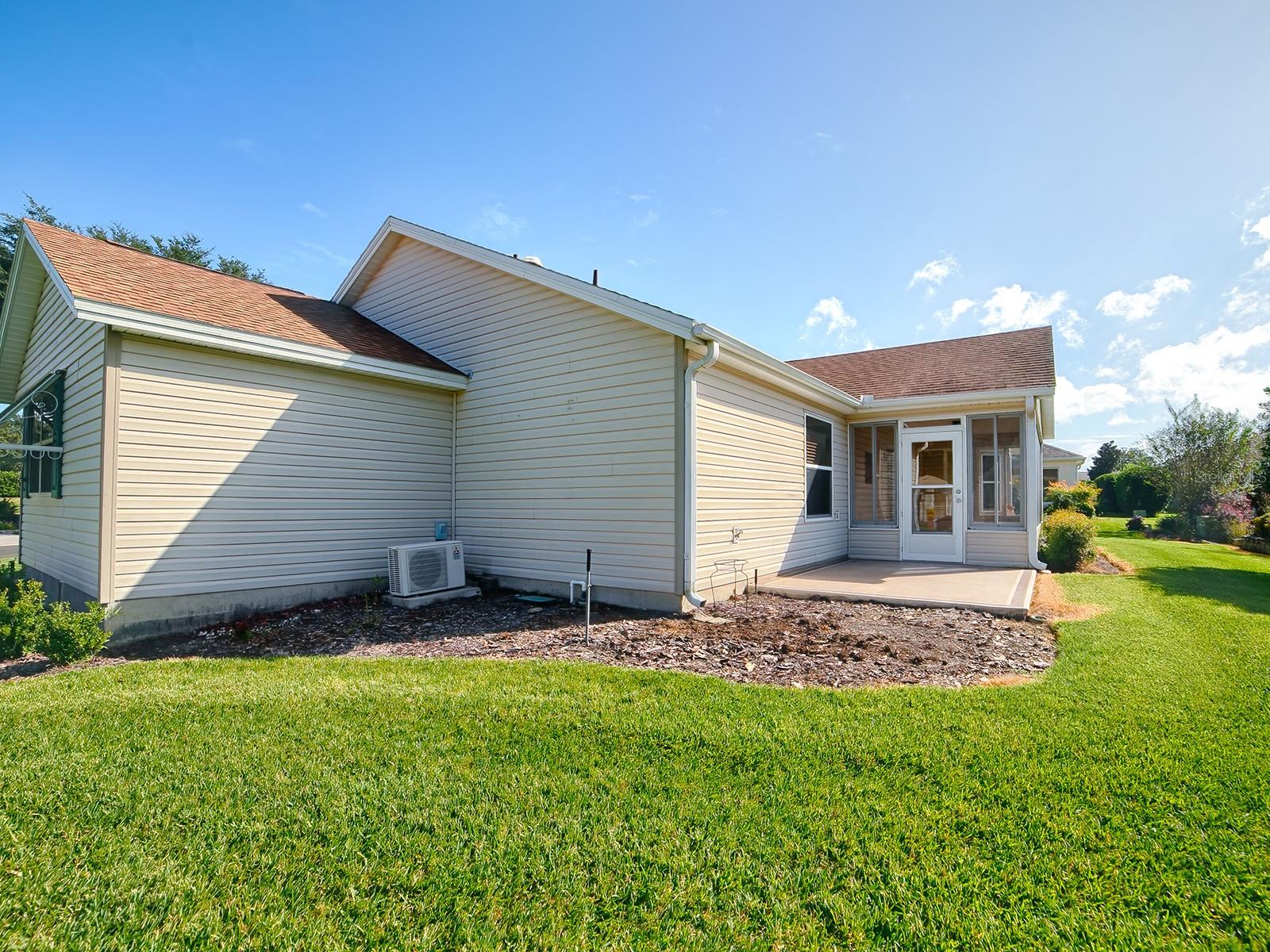 1596 OAK FOREST DRIVE, The Villages, FL 32162