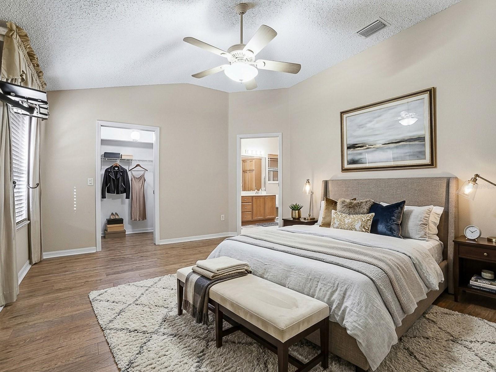 1596 OAK FOREST DRIVE, The Villages, FL 32162