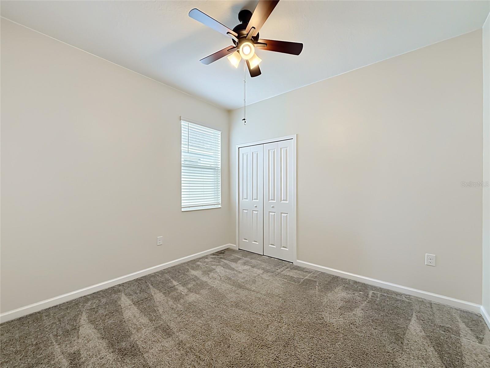 860 CARMILLION CT, Groveland, FL 34736