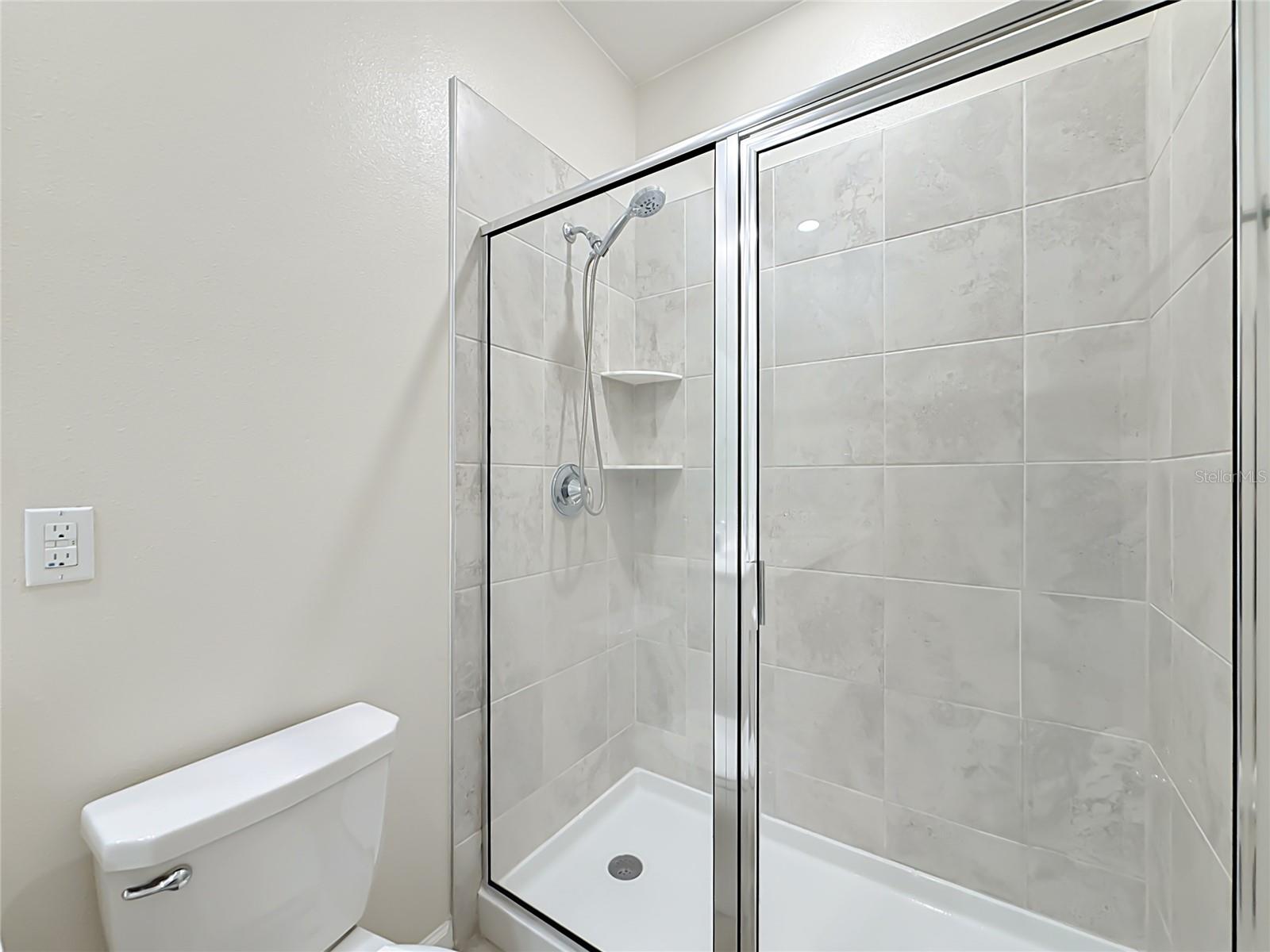 860 CARMILLION CT, Groveland, FL 34736