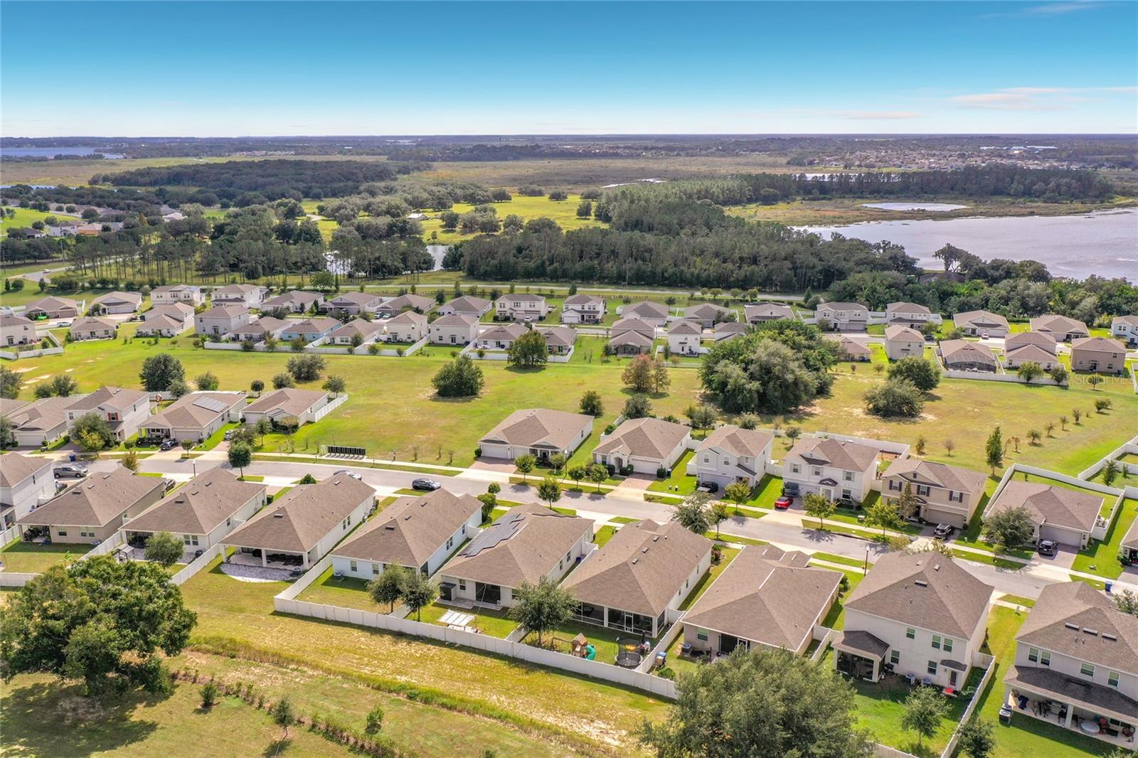 860 CARMILLION CT, Groveland, FL 34736