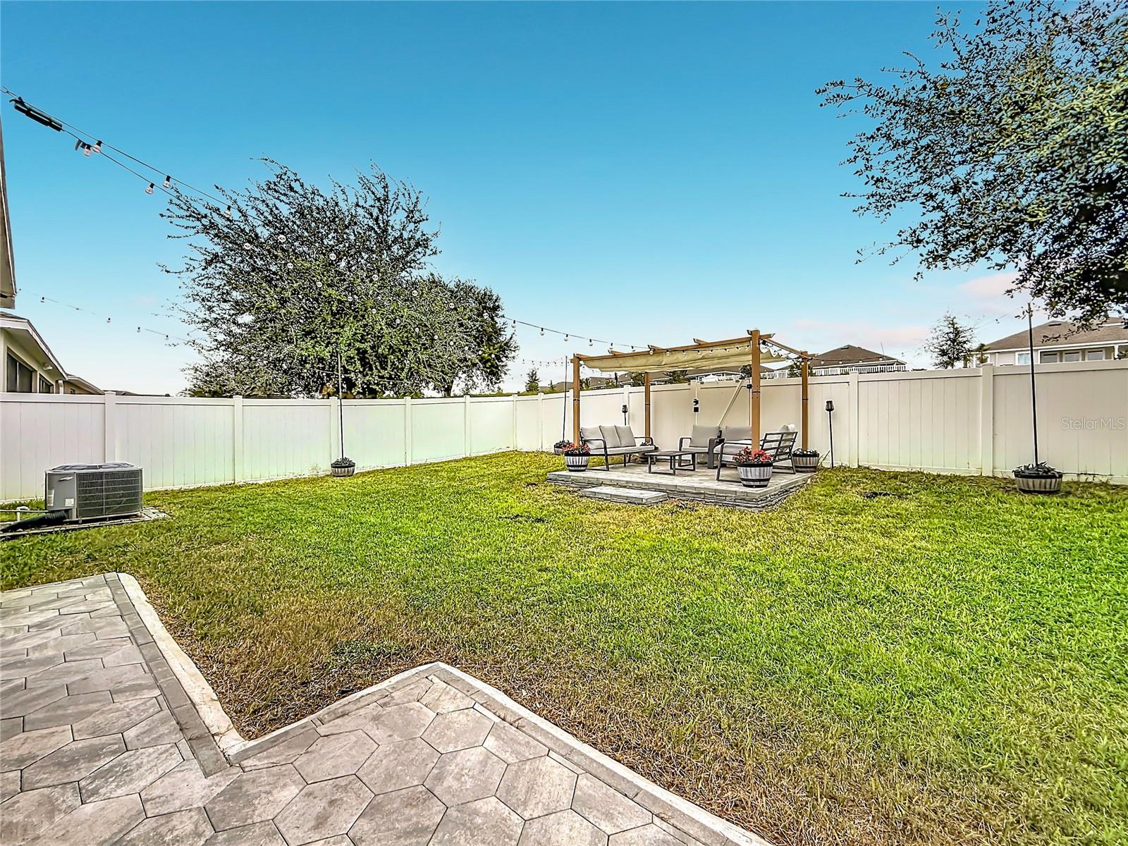 860 CARMILLION CT, Groveland, FL 34736