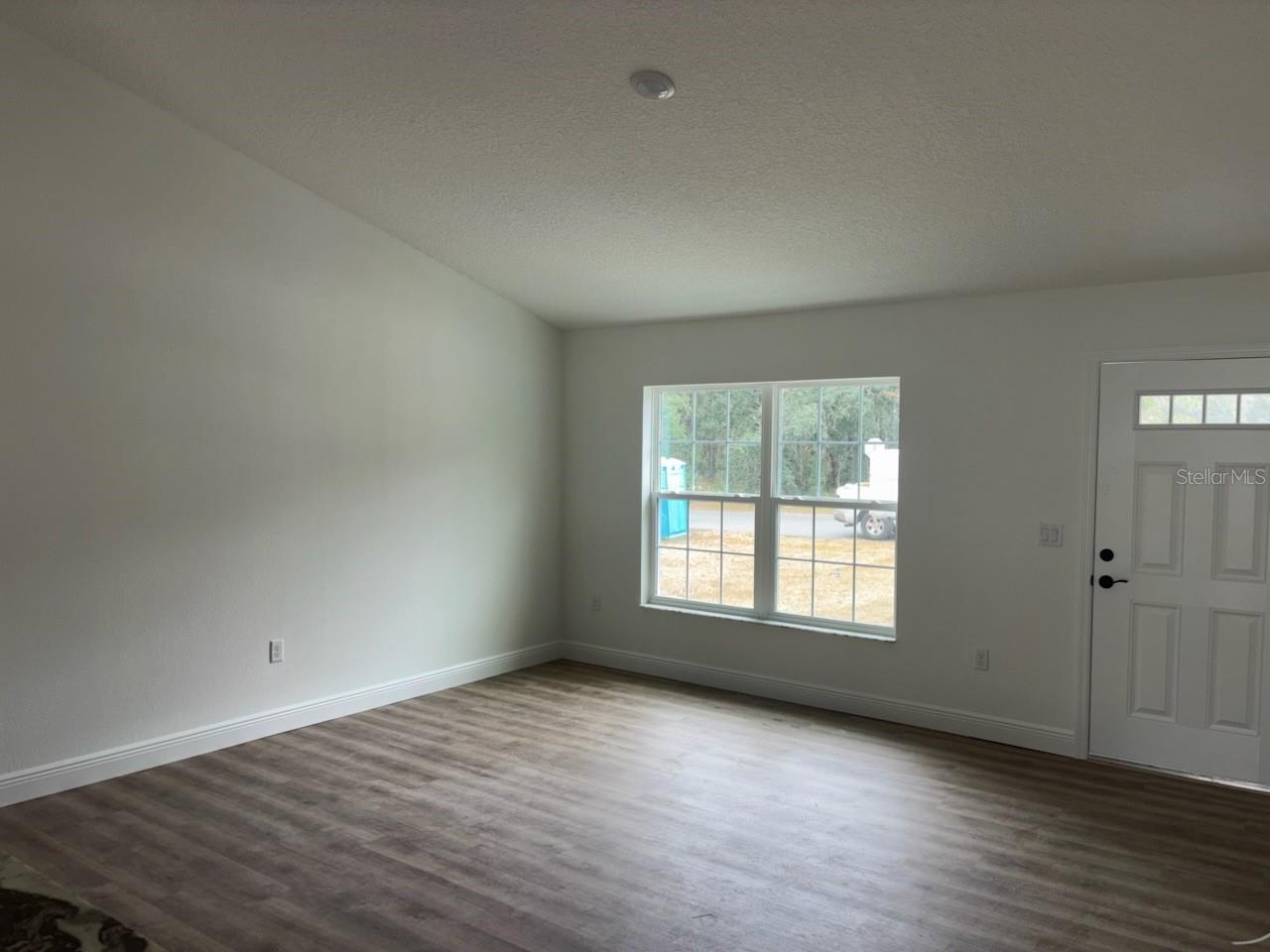 8976 N CREEK WAY, Dunnellon, FL 34434
