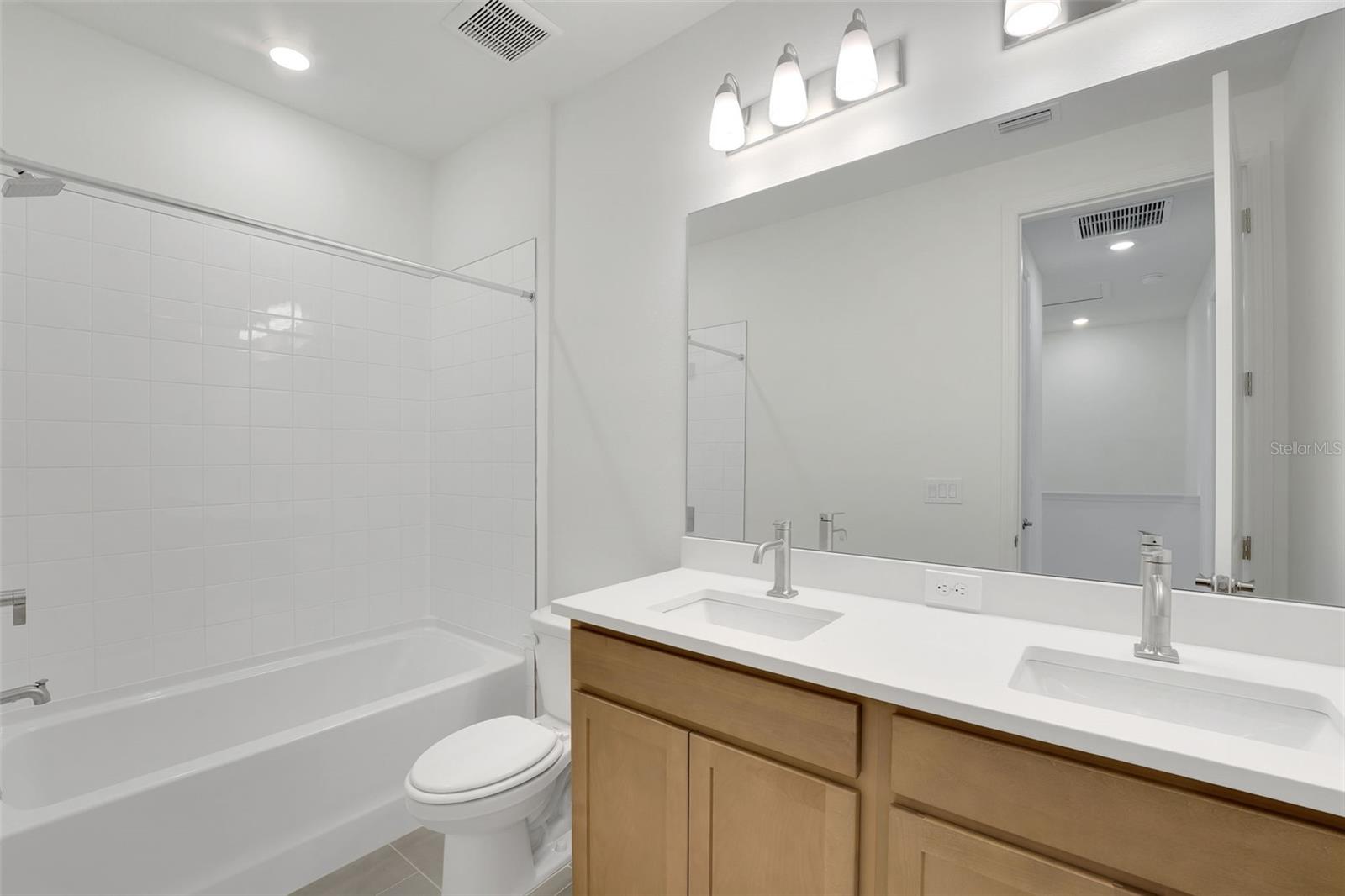 31662 OCEAN BREEZE DRIVE, San Antonio, FL 33576