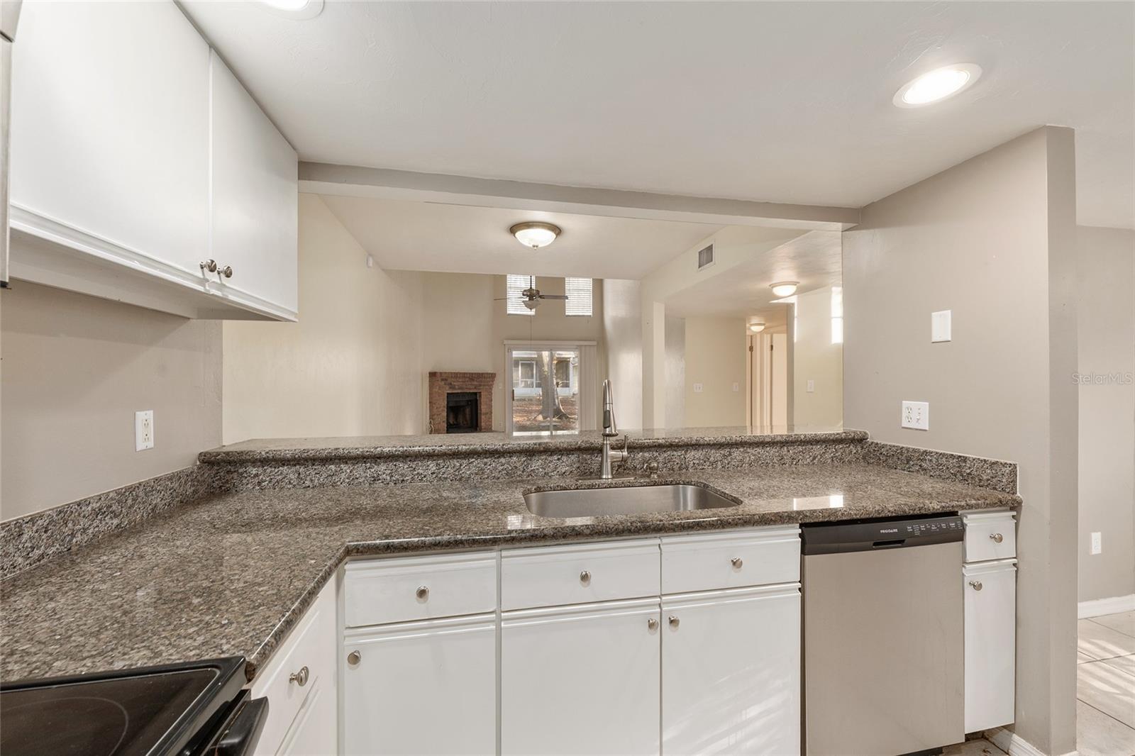 345 NW 48TH BOULEVARD, #K, Gainesville, FL 32607