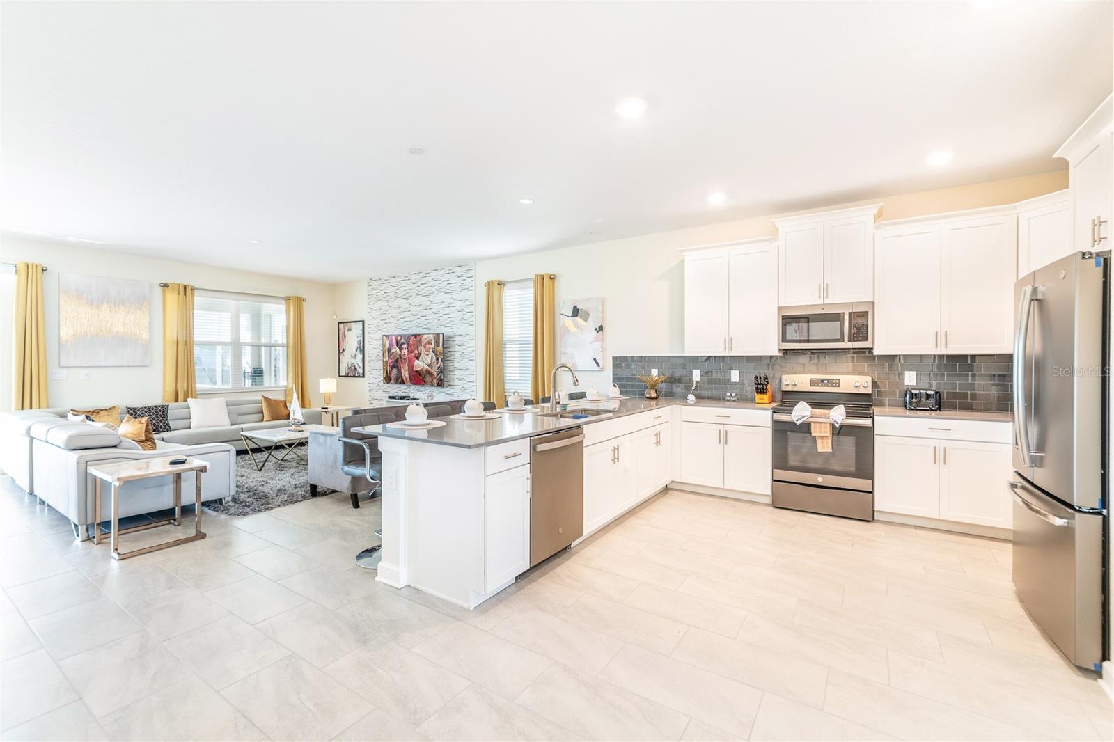 8888 CABOT CLIFFS DRIVE, Davenport, FL 33896