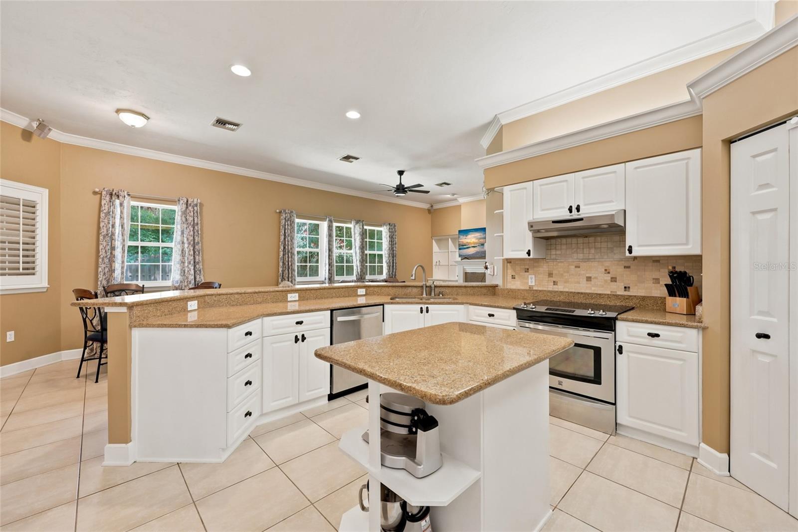 2015 NW 89TH DRIVE, Gainesville, FL 32606