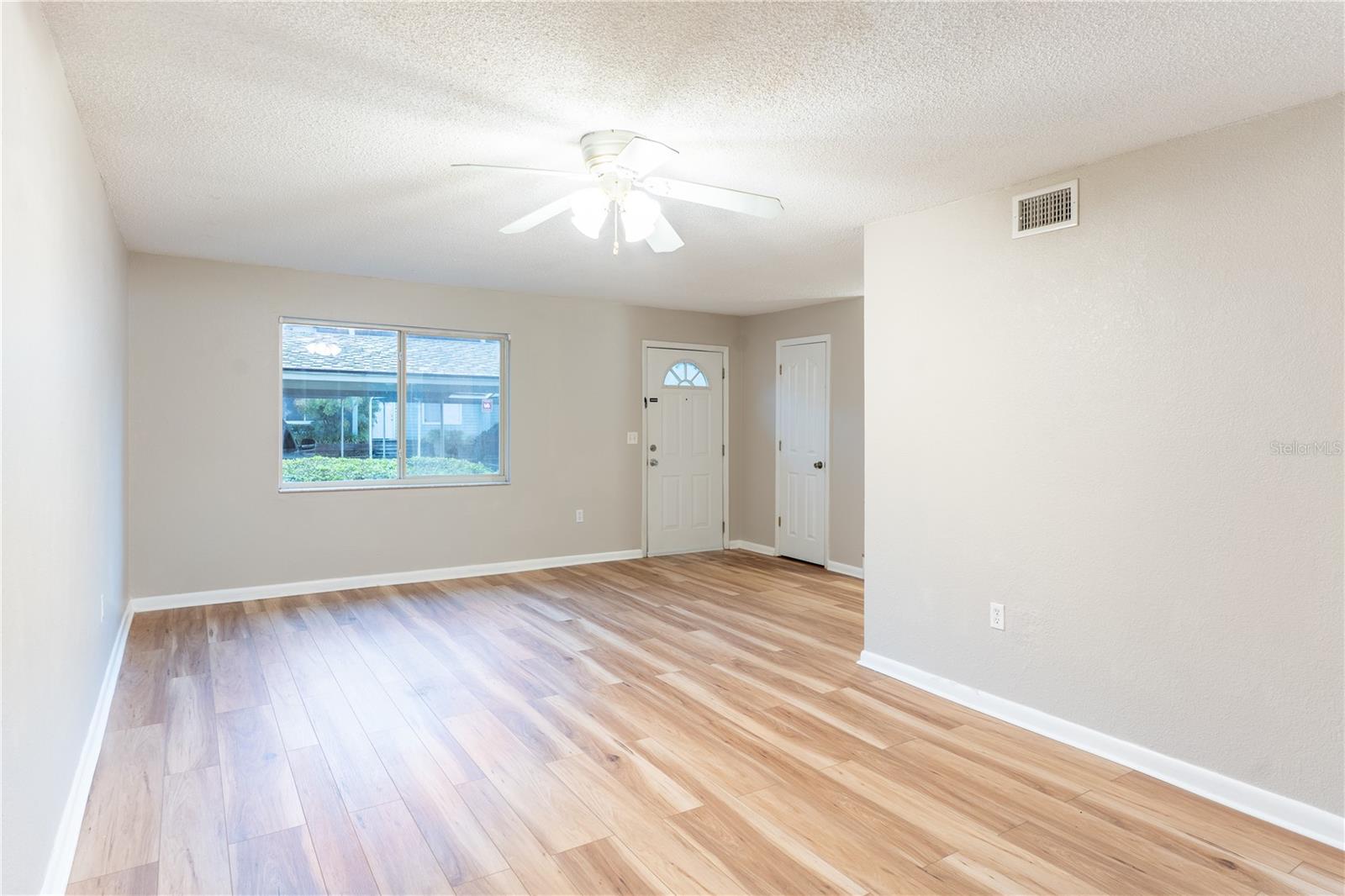 501 SW 75TH STREET, #D13, Gainesville, FL 32607 501 SW 75TH STREET, #D13, Gainesville, FL 32607