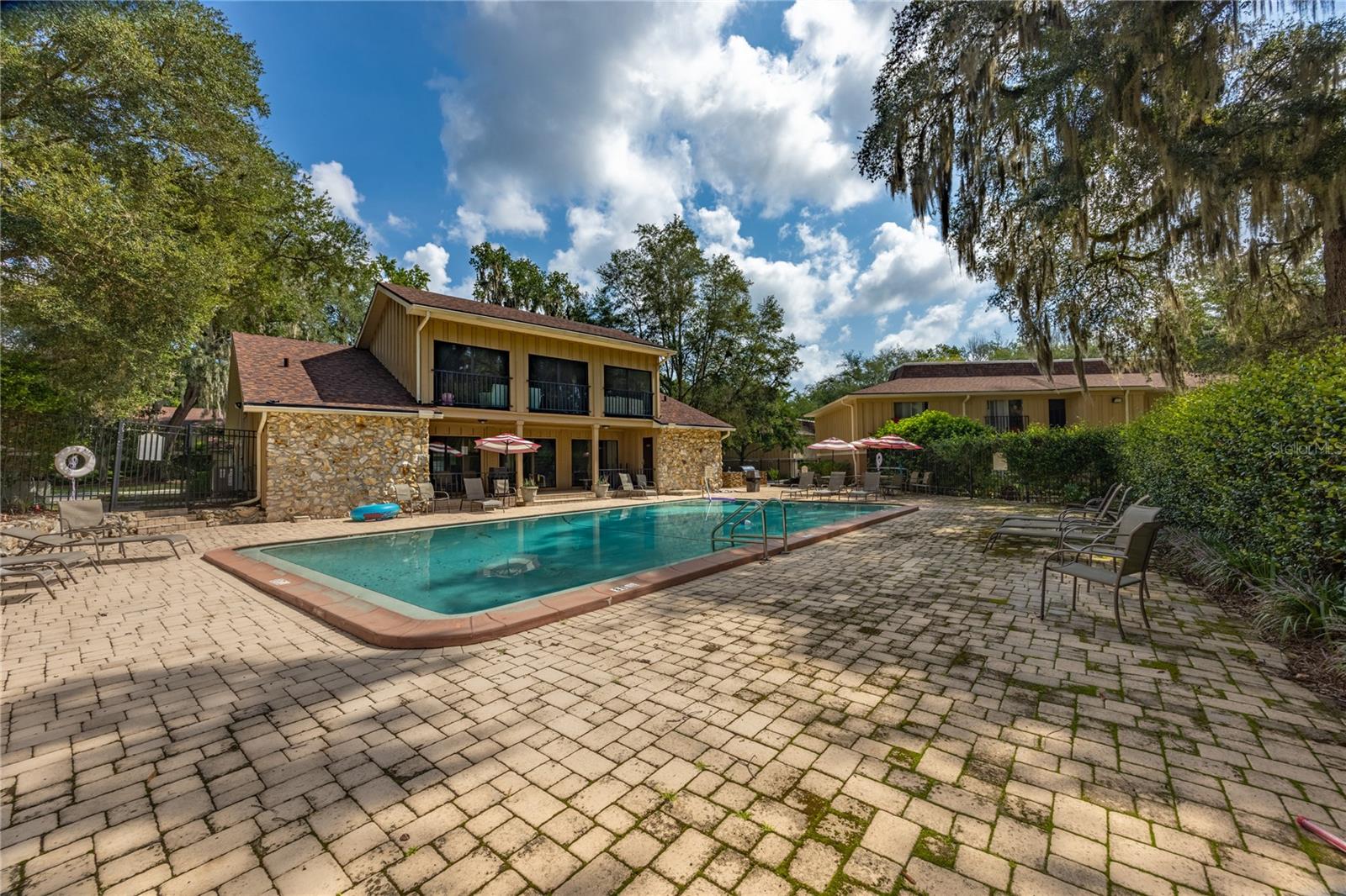 507 NW 39TH ROAD, #122, Gainesville, FL 32607