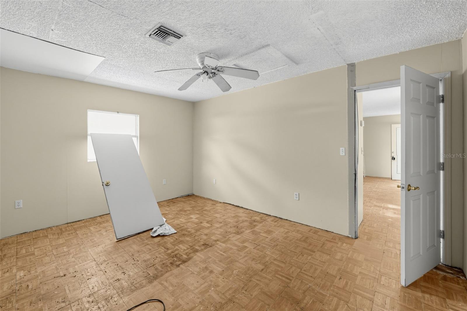1048 N MISSOURI AVENUE, Lakeland, FL 33805