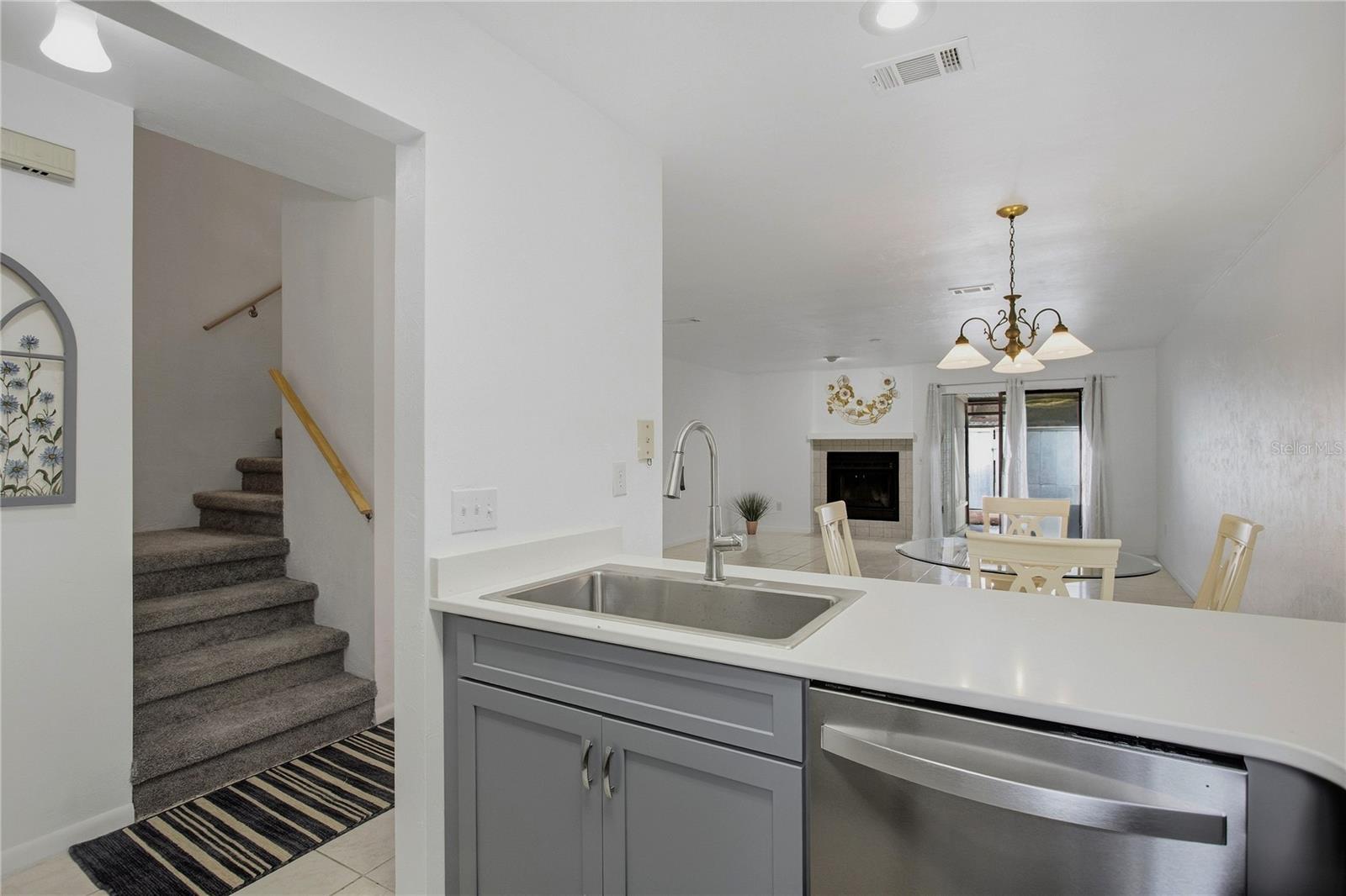 3758 NW 56TH LANE, Gainesville, FL 32653