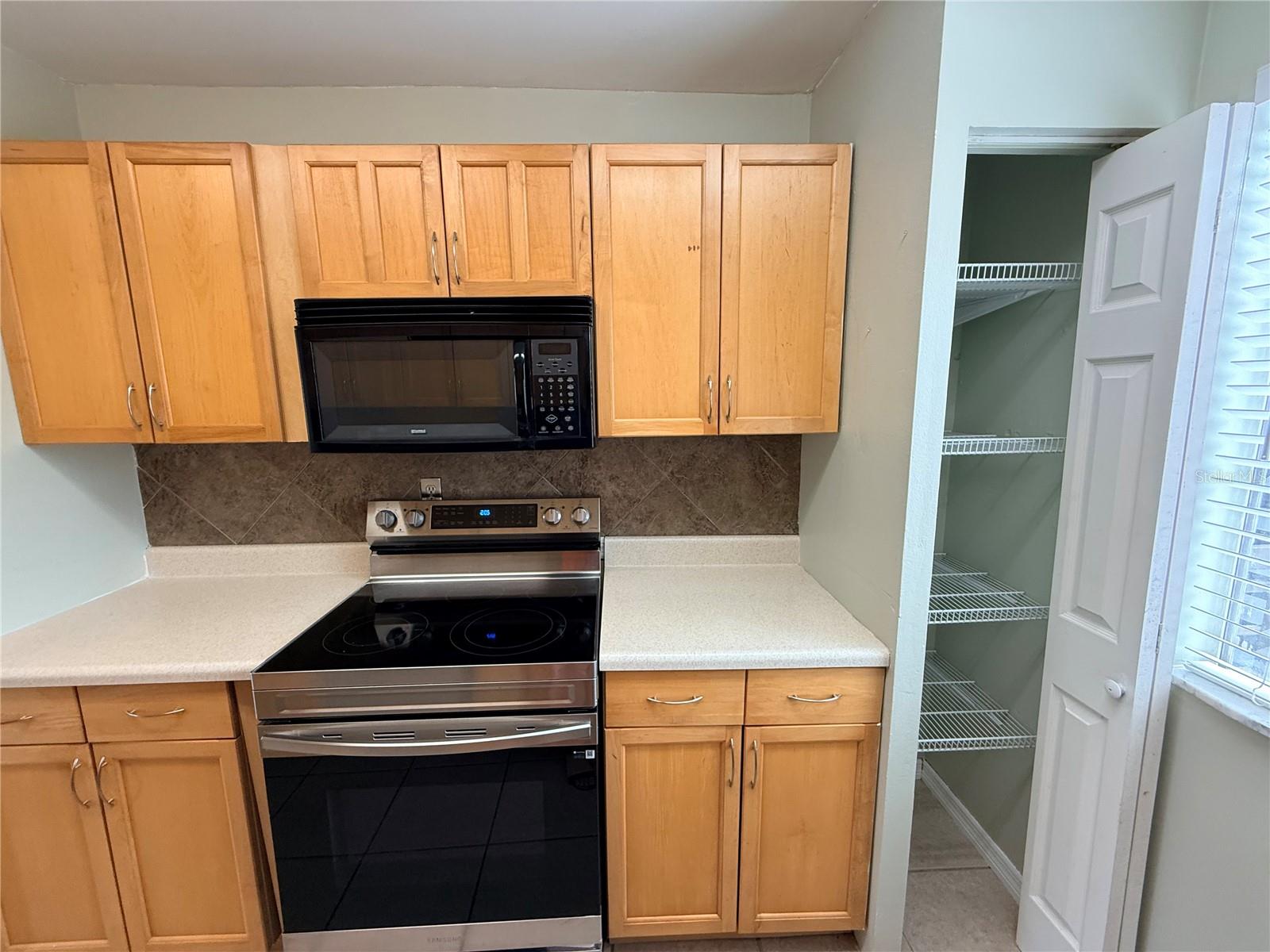 6519 W NEWBERRY ROAD, #305, Gainesville, FL 32605