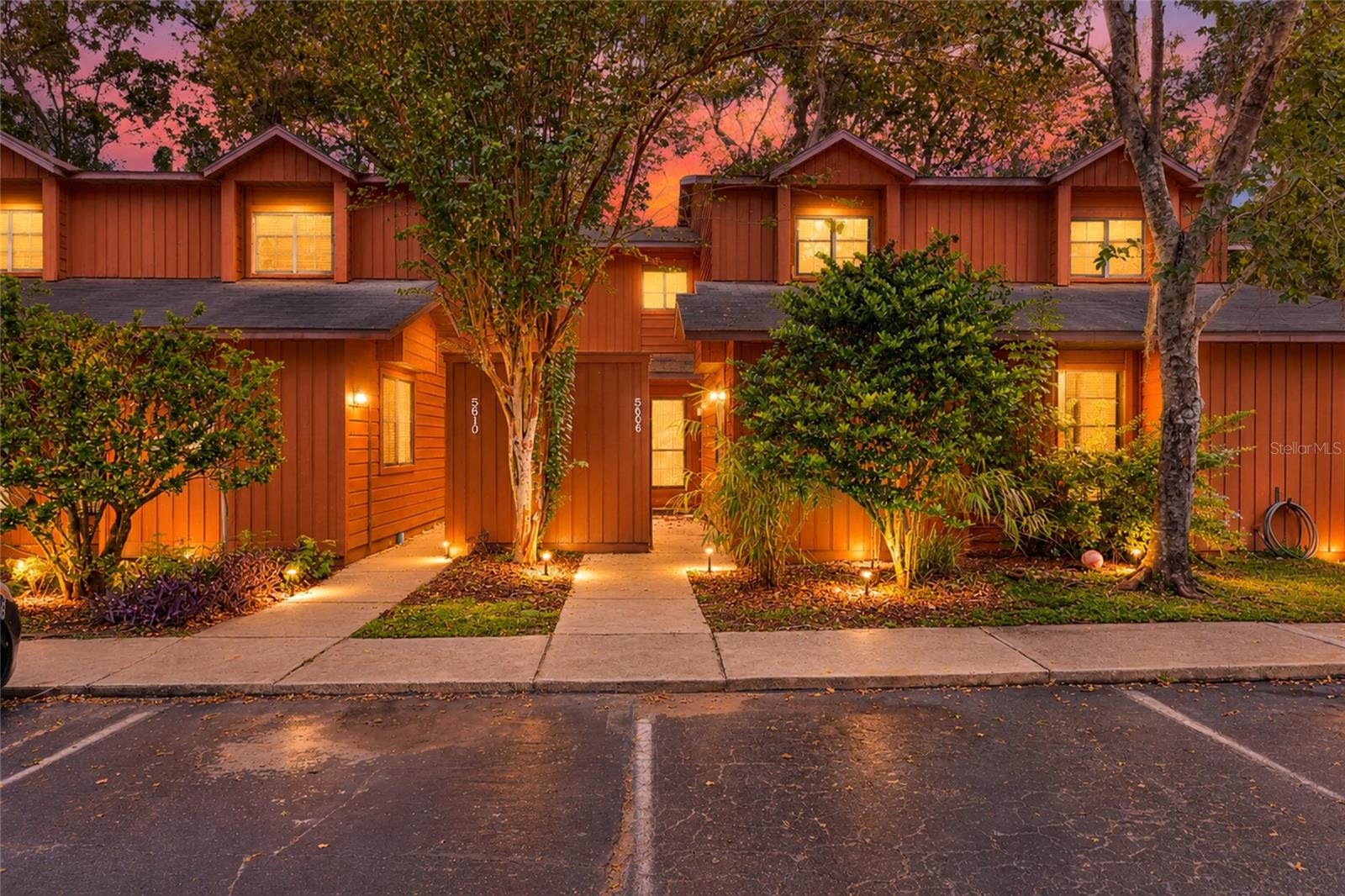 Welcome HOME to Rockwood Villas!