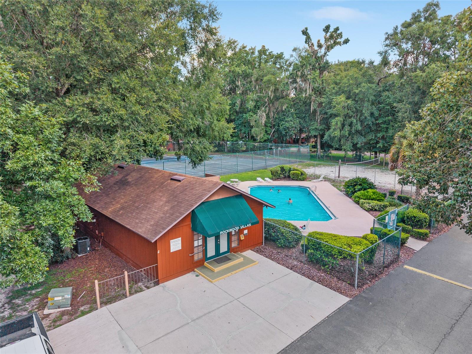 Neighborhood Amenities