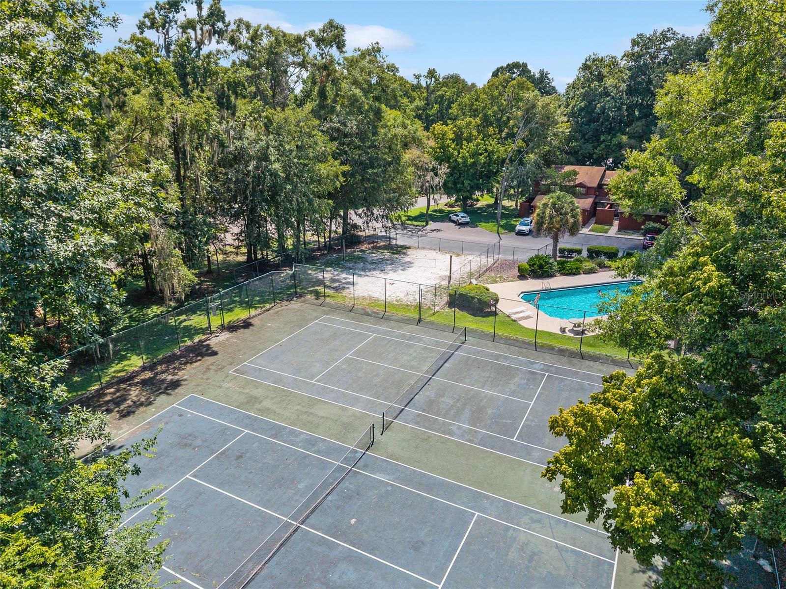 Community Tennis Courts