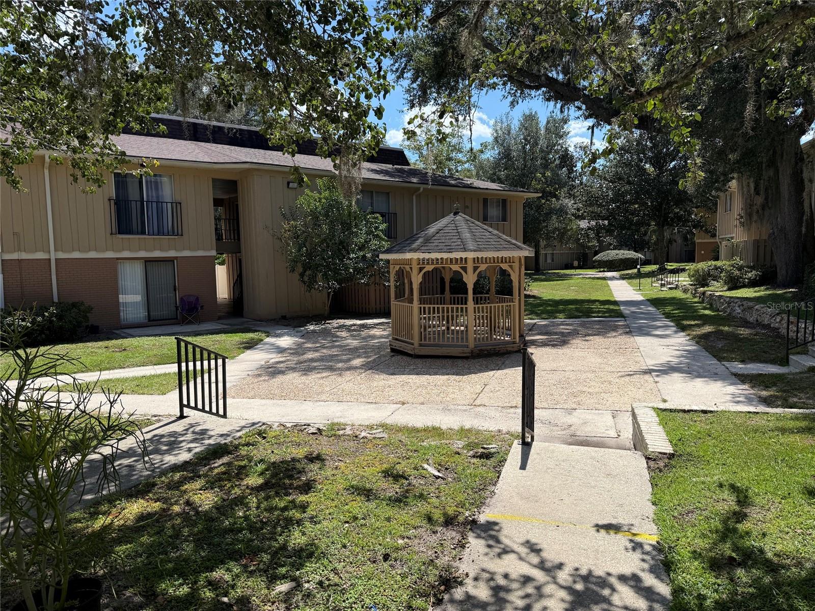 507 NW 39TH ROAD, #102, Gainesville, FL 32607 507 NW 39TH ROAD, #102, Gainesville, FL 32607