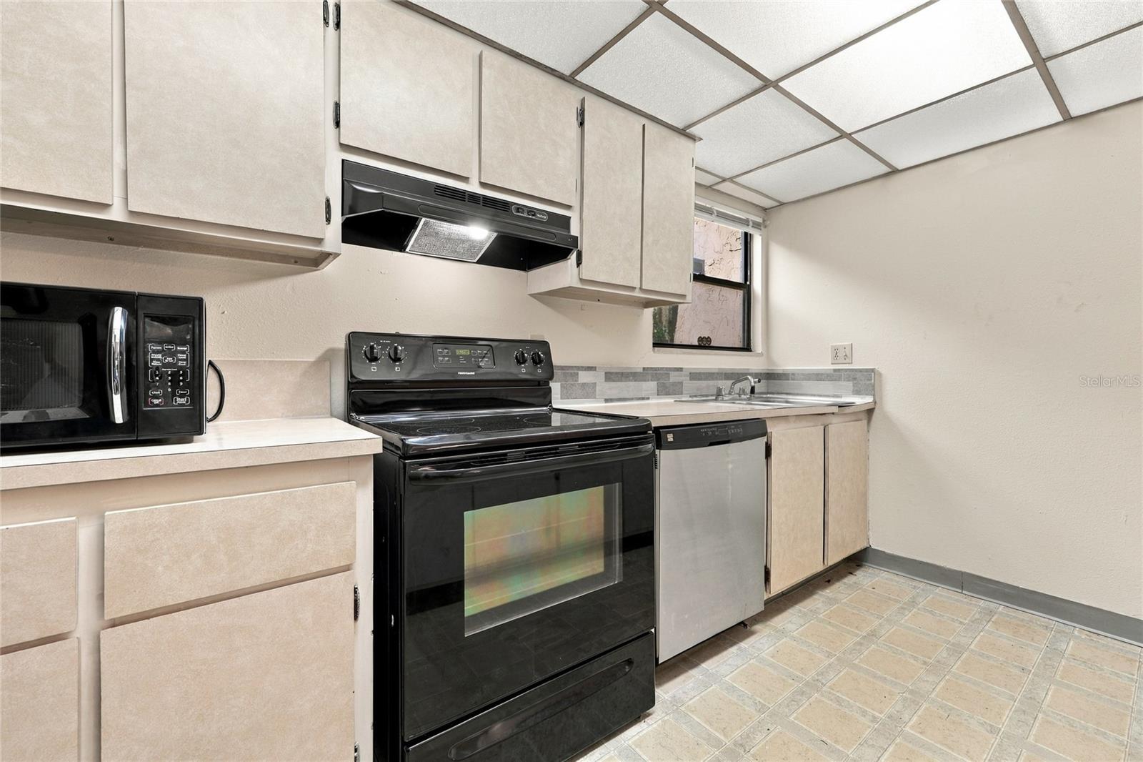 2811 SW ARCHER ROAD, #T167, Gainesville, FL 32608