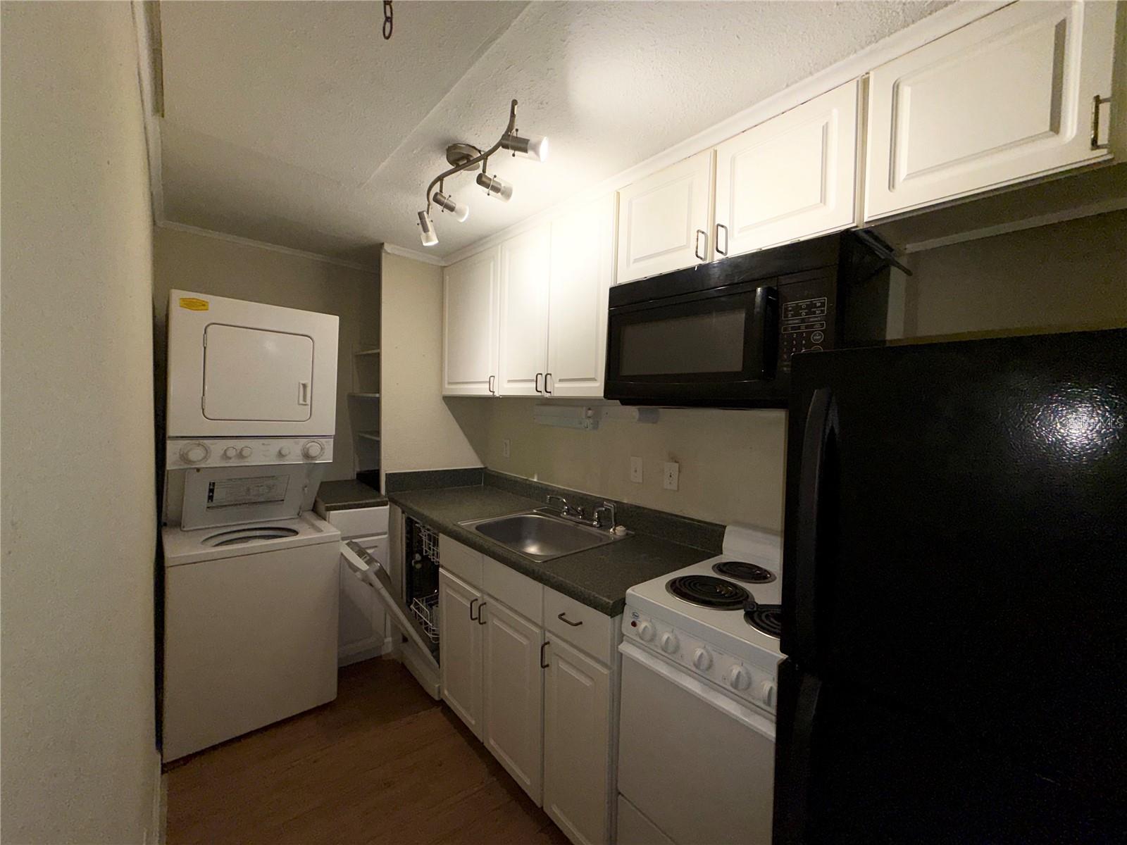 2490 SW 14TH DRIVE, #11, Gainesville, FL 32608