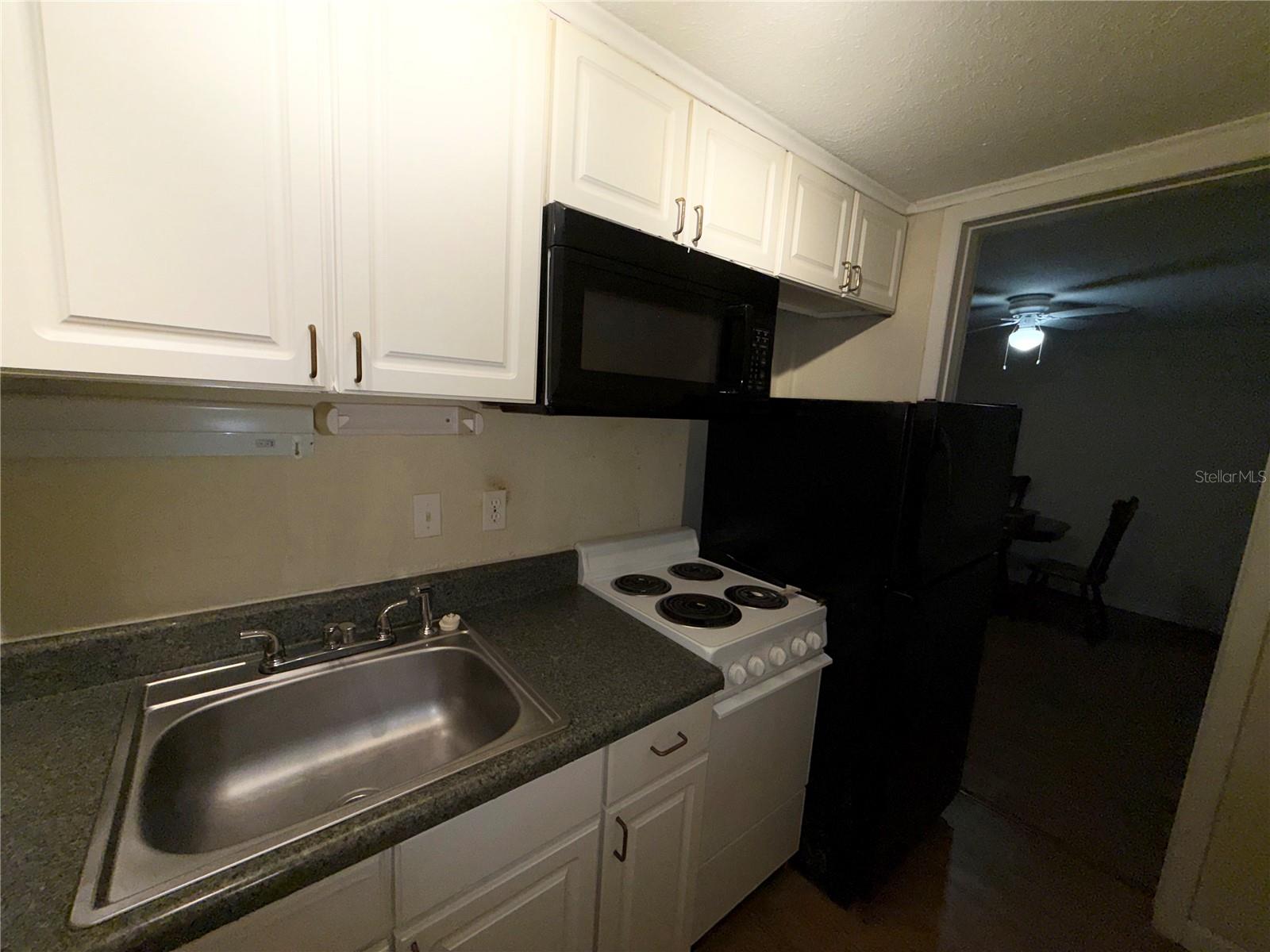 2490 SW 14TH DRIVE, #11, Gainesville, FL 32608