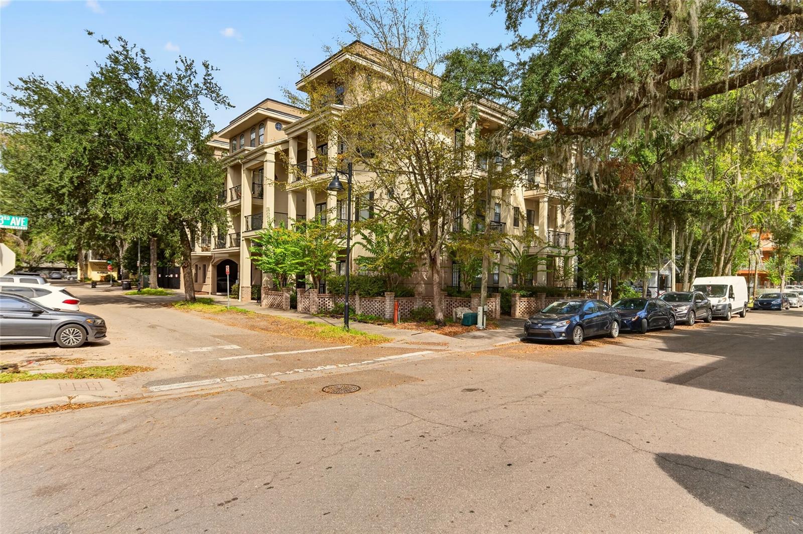 1418 NW 3RD AVENUE, #306, Gainesville, FL 32603