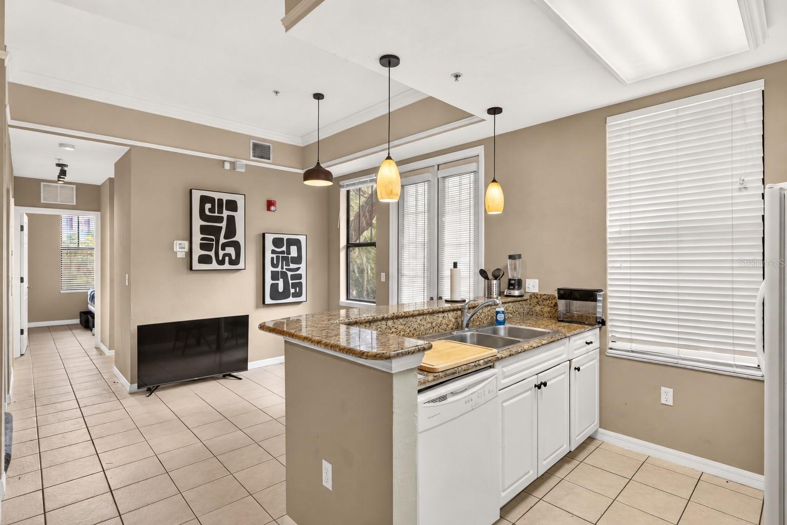 1418 NW 3RD AVENUE, #306, Gainesville, FL 32603