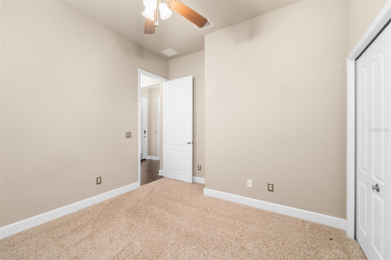 Guest bedroom 2