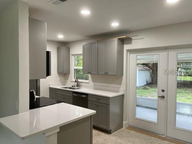 925 NE 20TH AVENUE, Gainesville, FL 32609