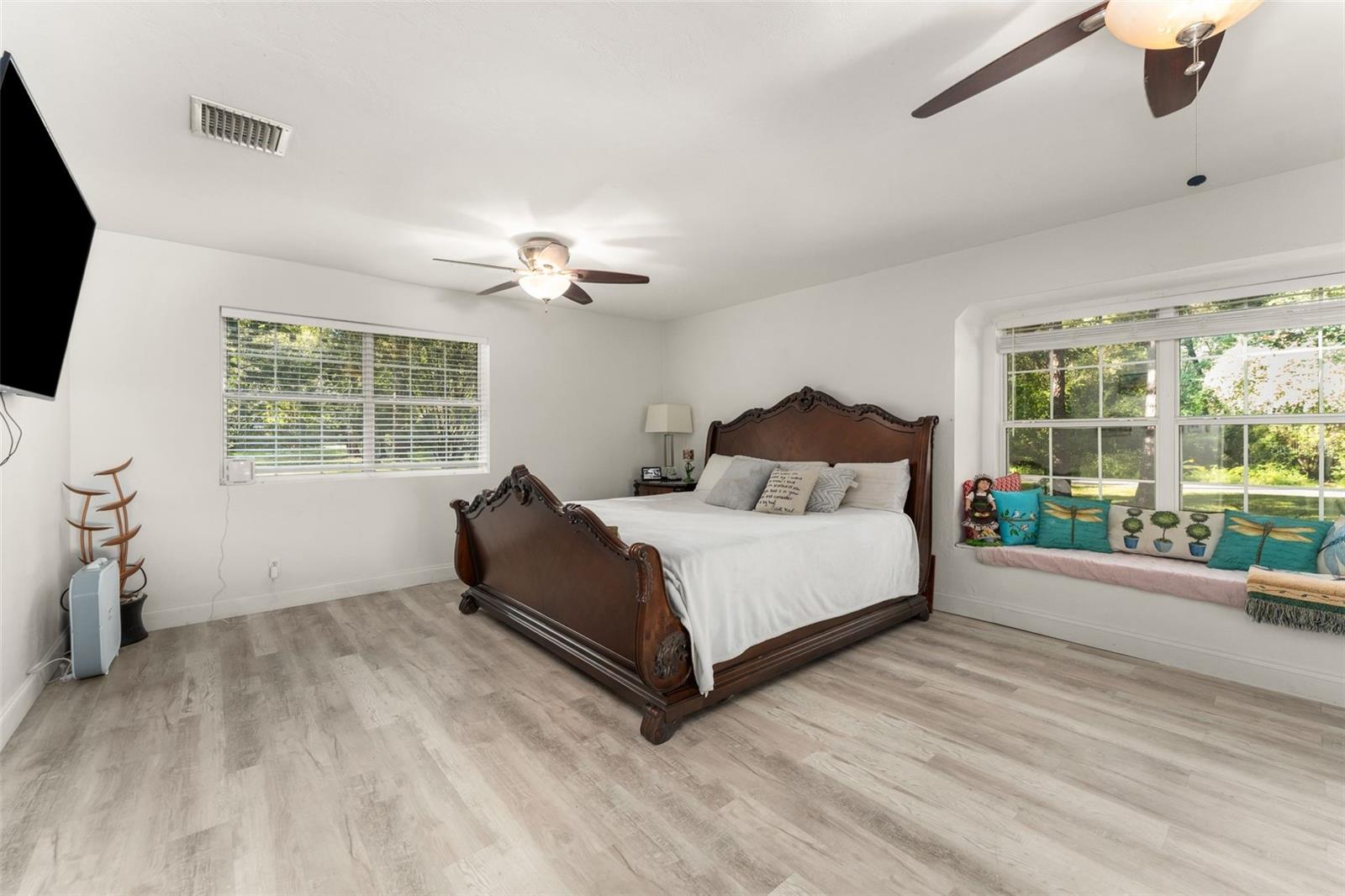 5609 NW 53RD COURT, Gainesville, FL 32653