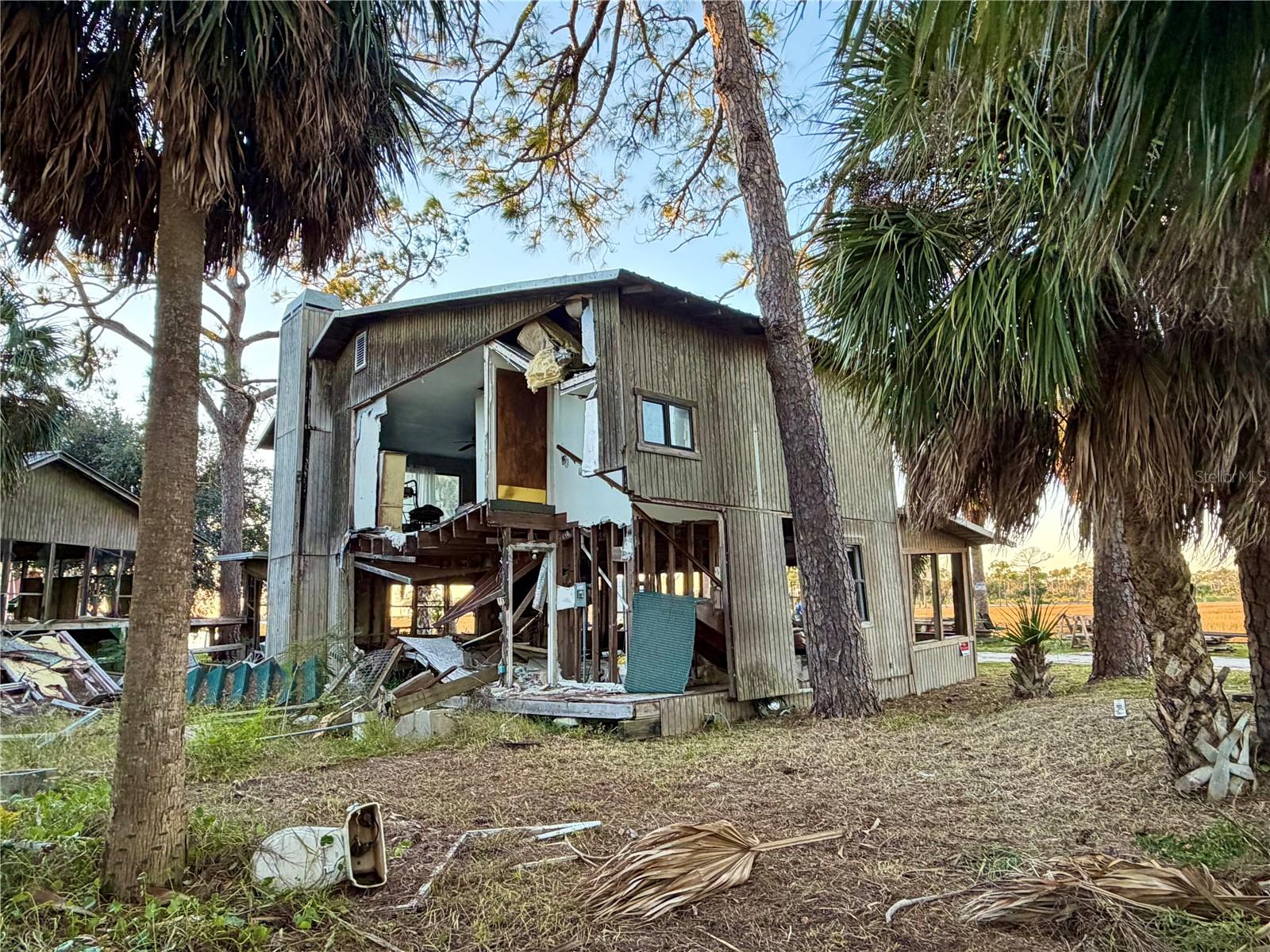 4 MAIN STREET, Horseshoe Beach, FL 32648