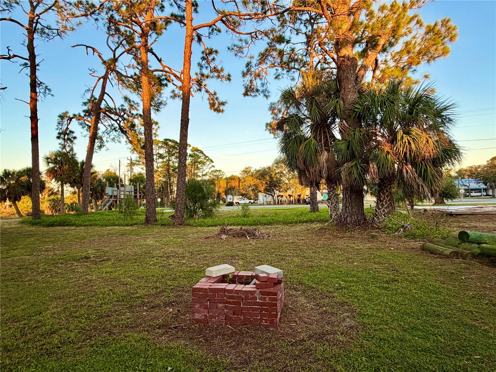 4 MAIN STREET, Horseshoe Beach, FL 32648