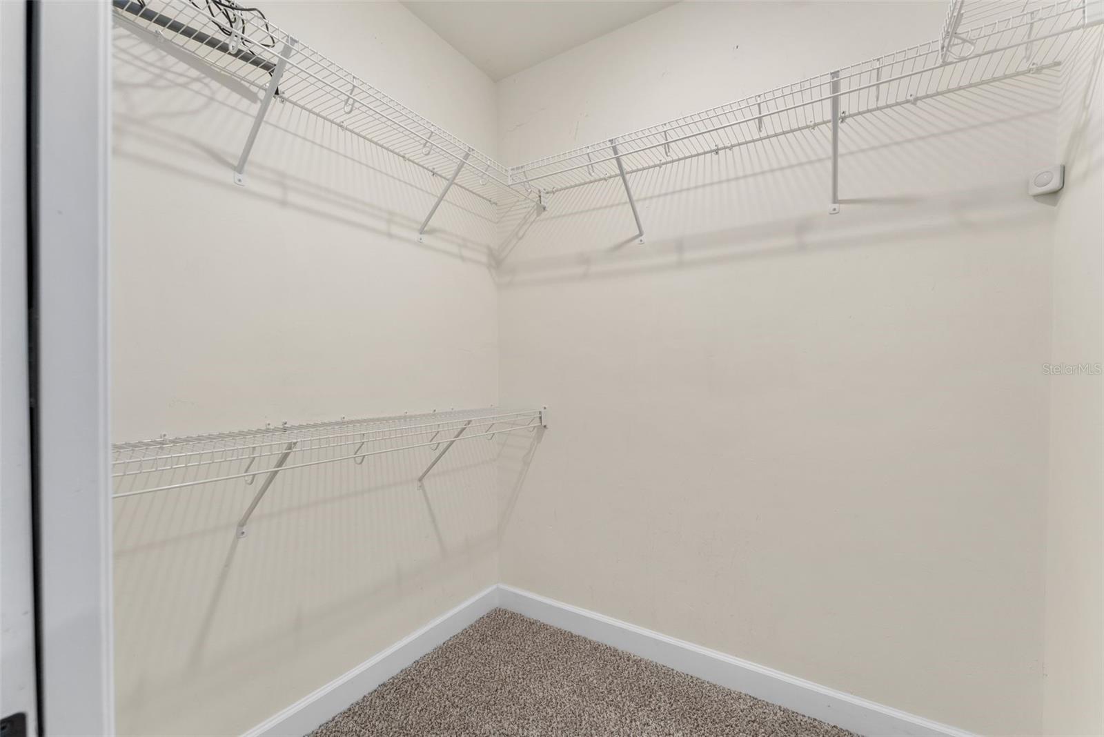 8499 NE 8TH PLACE, High Springs, FL 32643
