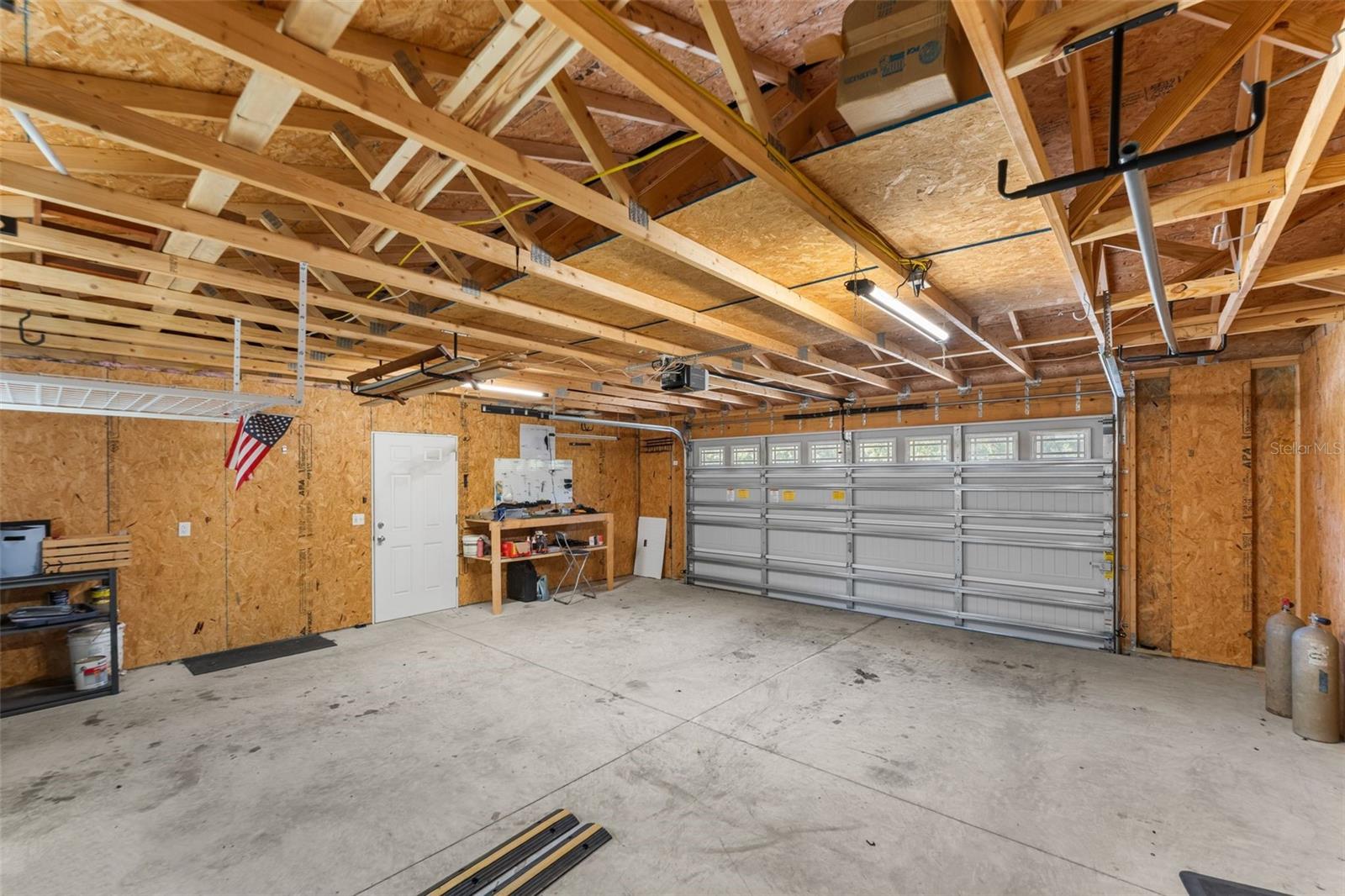 8499 NE 8TH PLACE, High Springs, FL 32643