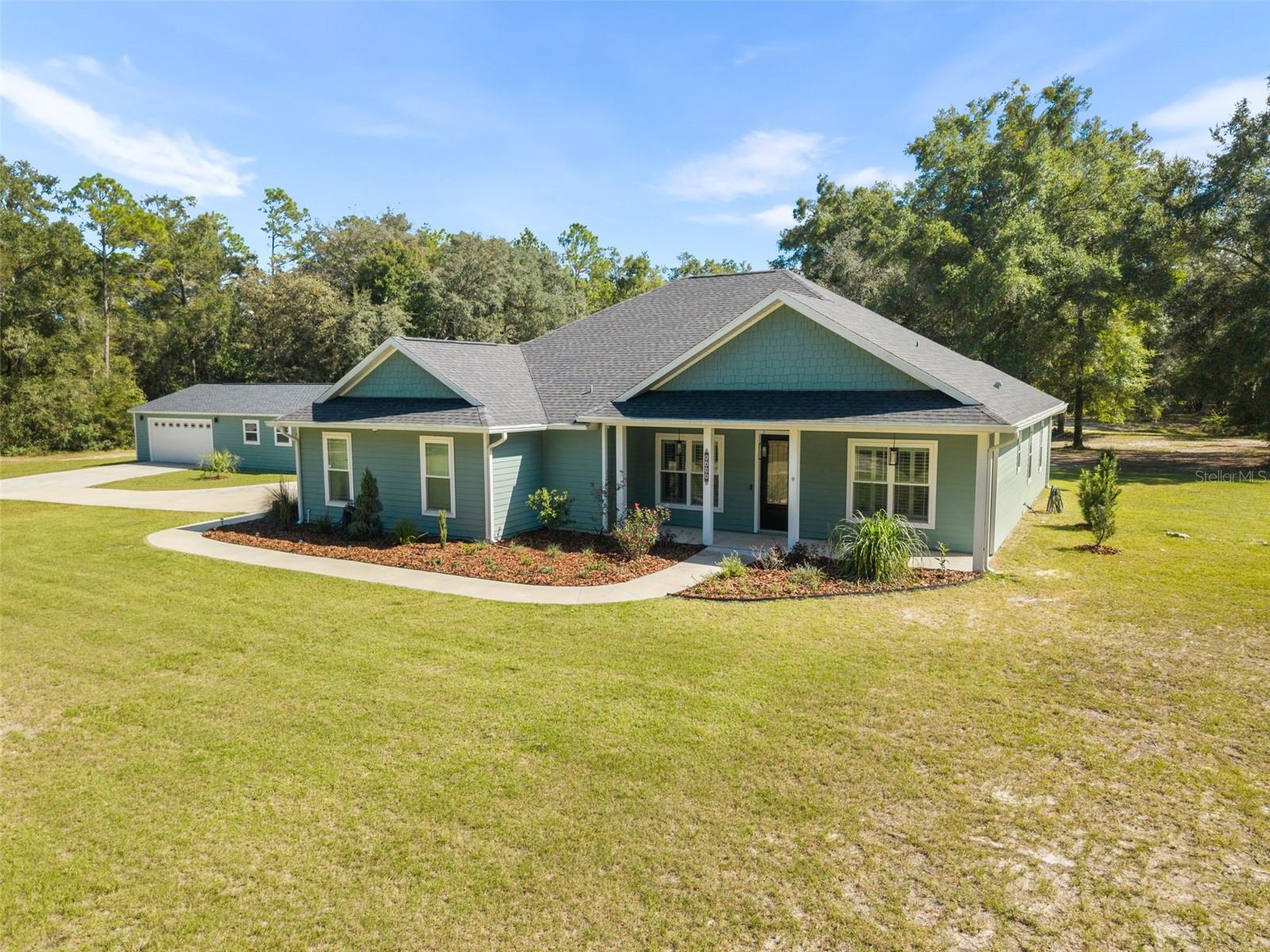 8499 NE 8TH PLACE, High Springs, FL 32643
